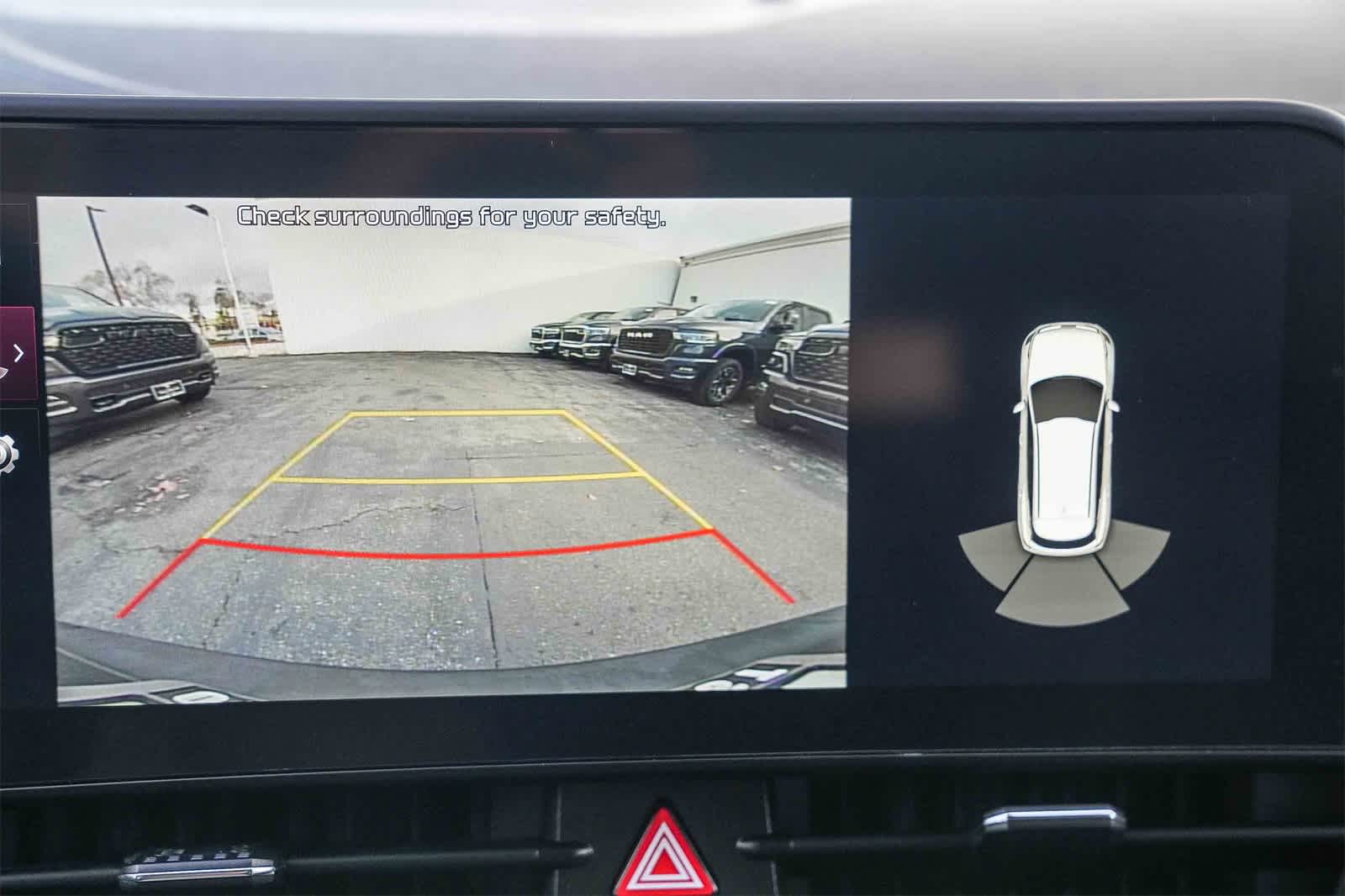 Thumbnail: 2023 Kia Sportage - 22