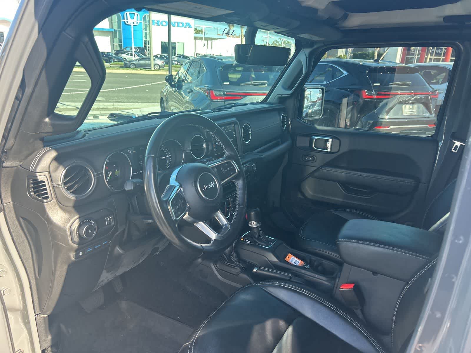 Thumbnail: 2023 Jeep Wrangler - 22