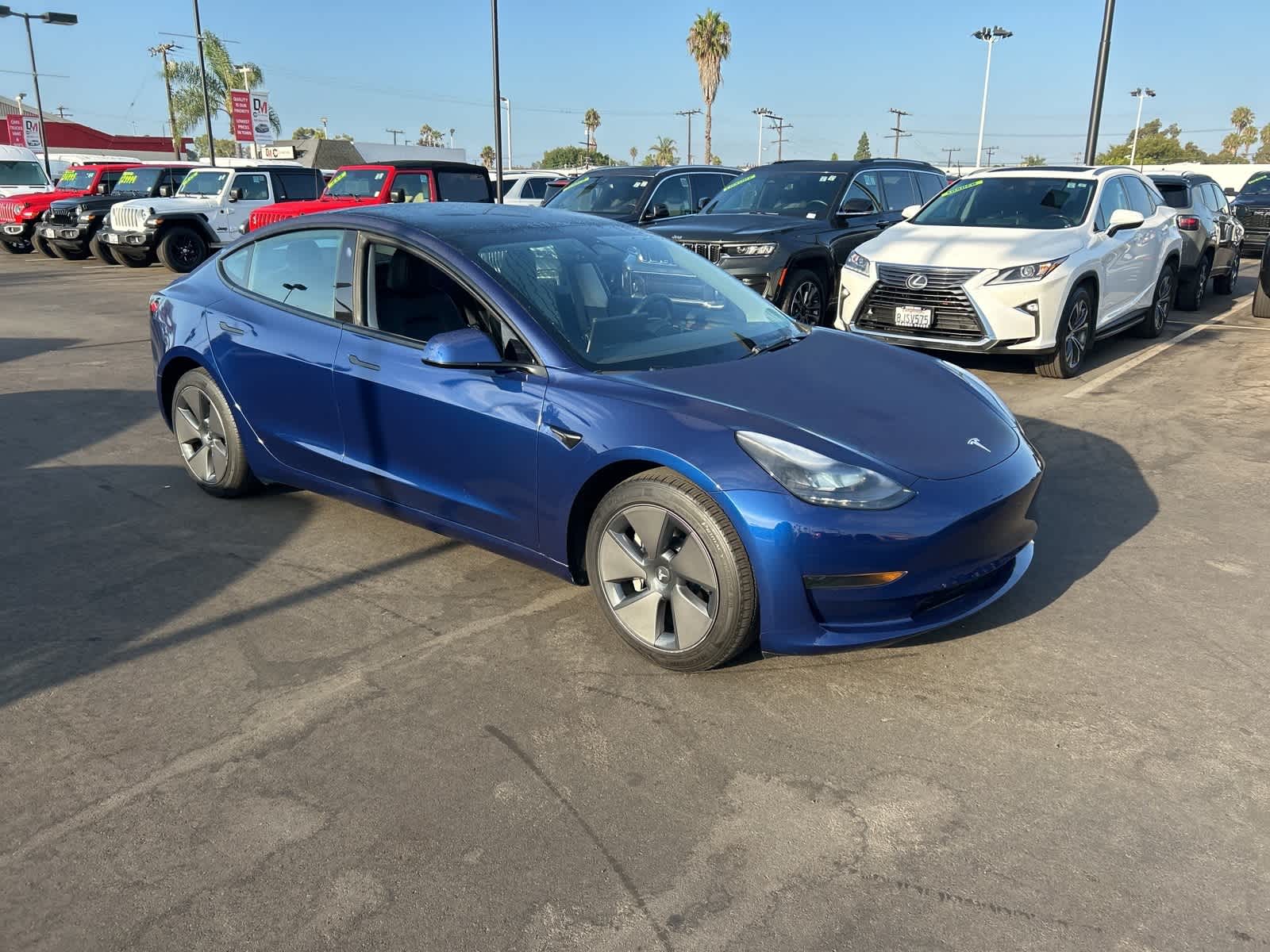 Thumbnail: 2023 Tesla Model 3 - 6