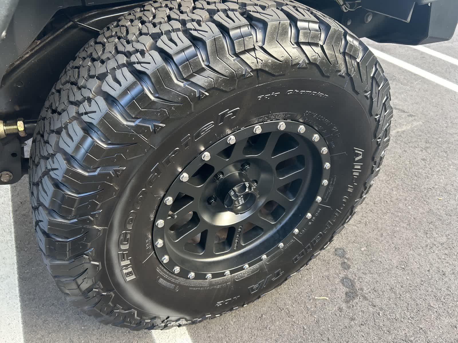 Thumbnail: 2015 Jeep Wrangler - 25