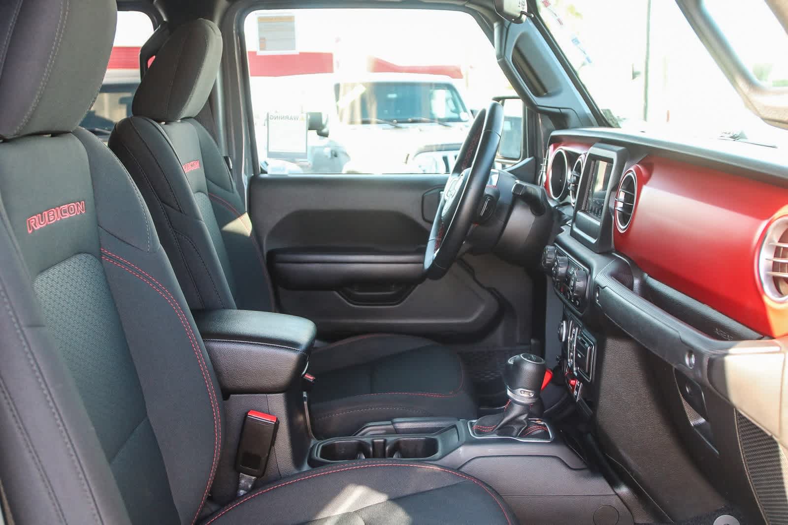 Thumbnail: 2021 Jeep Gladiator - 19