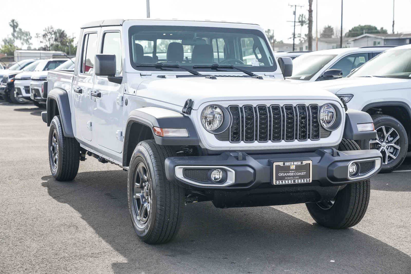 Thumbnail: 2026 Jeep Gladiator - 3