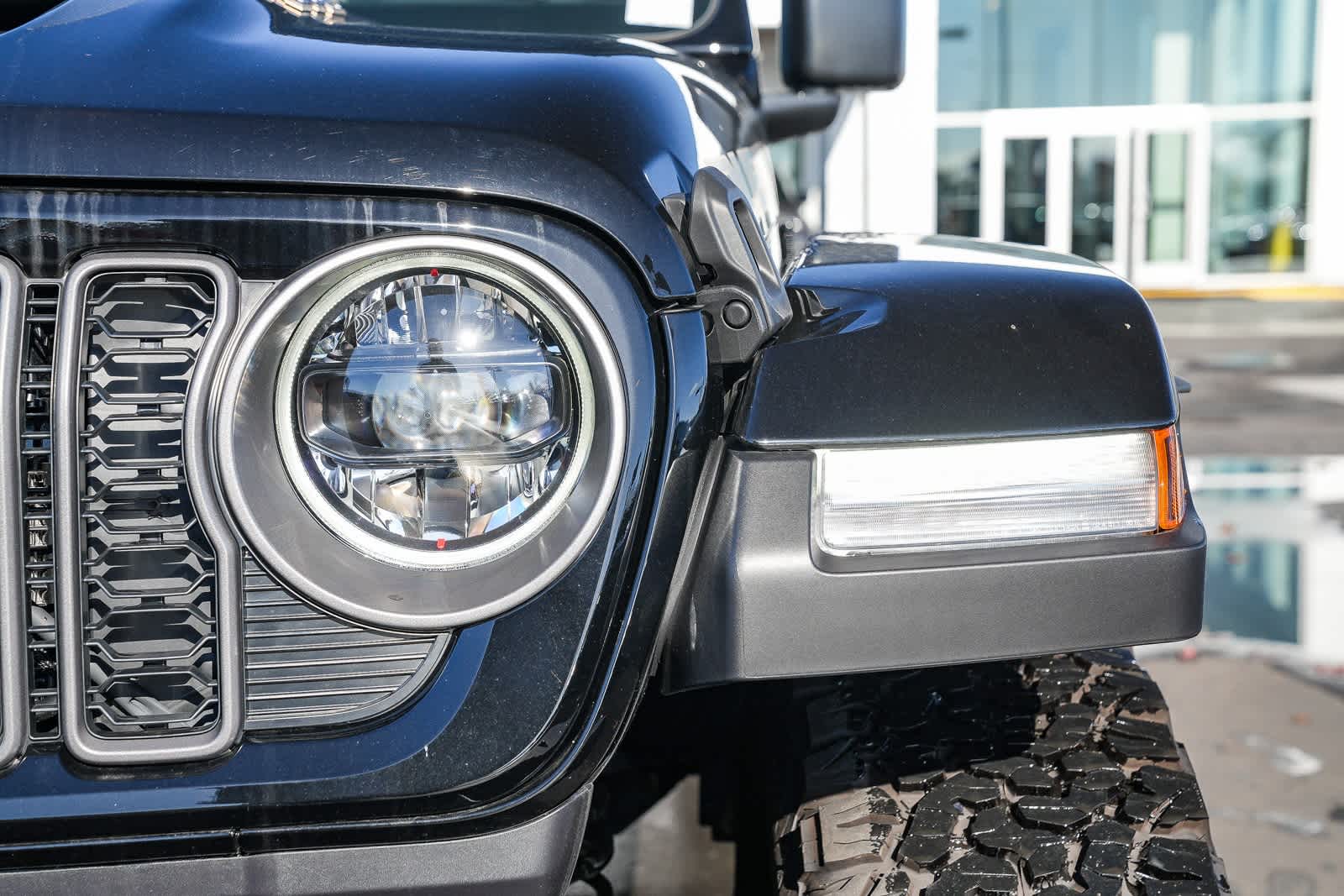 Thumbnail: 2025 Jeep Wrangler - 8