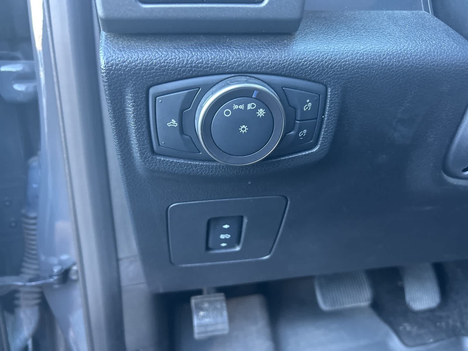 Thumbnail: 2018 Ford F-150 - 44