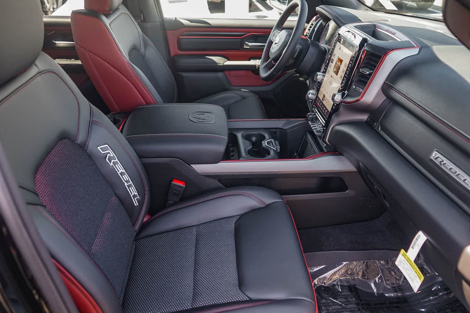 Thumbnail: 2026 RAM 1500 - 17