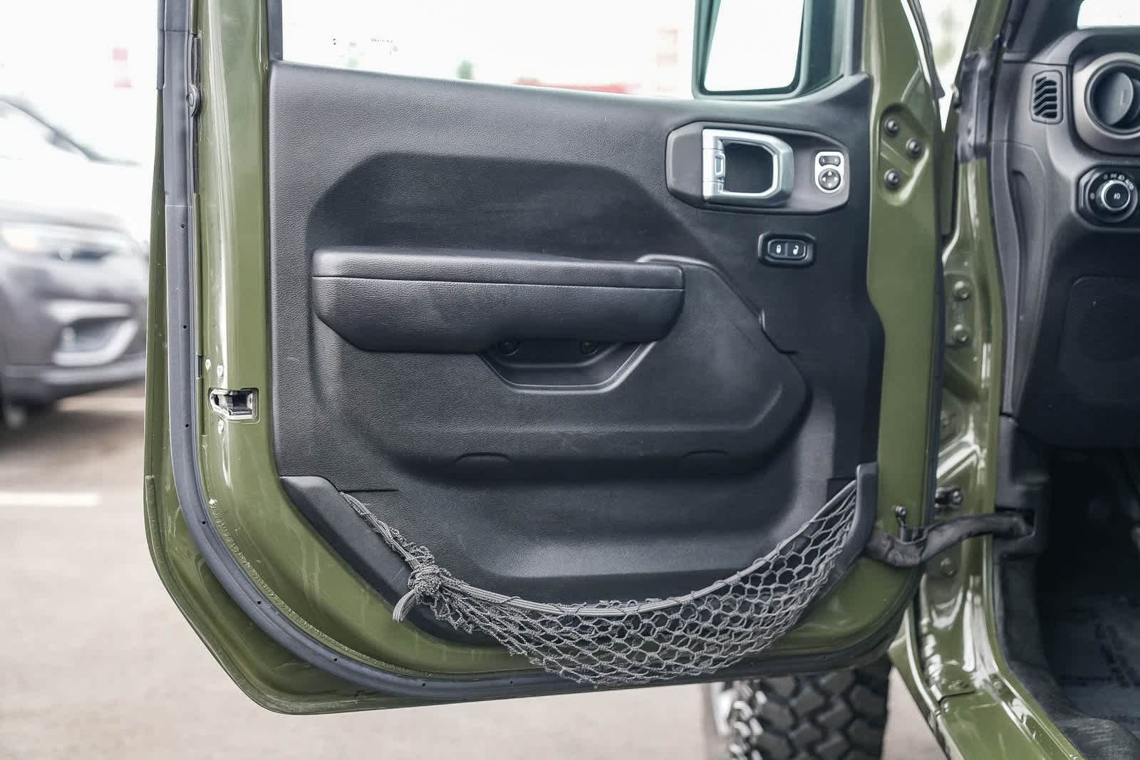 Thumbnail: 2021 Jeep Wrangler - 19