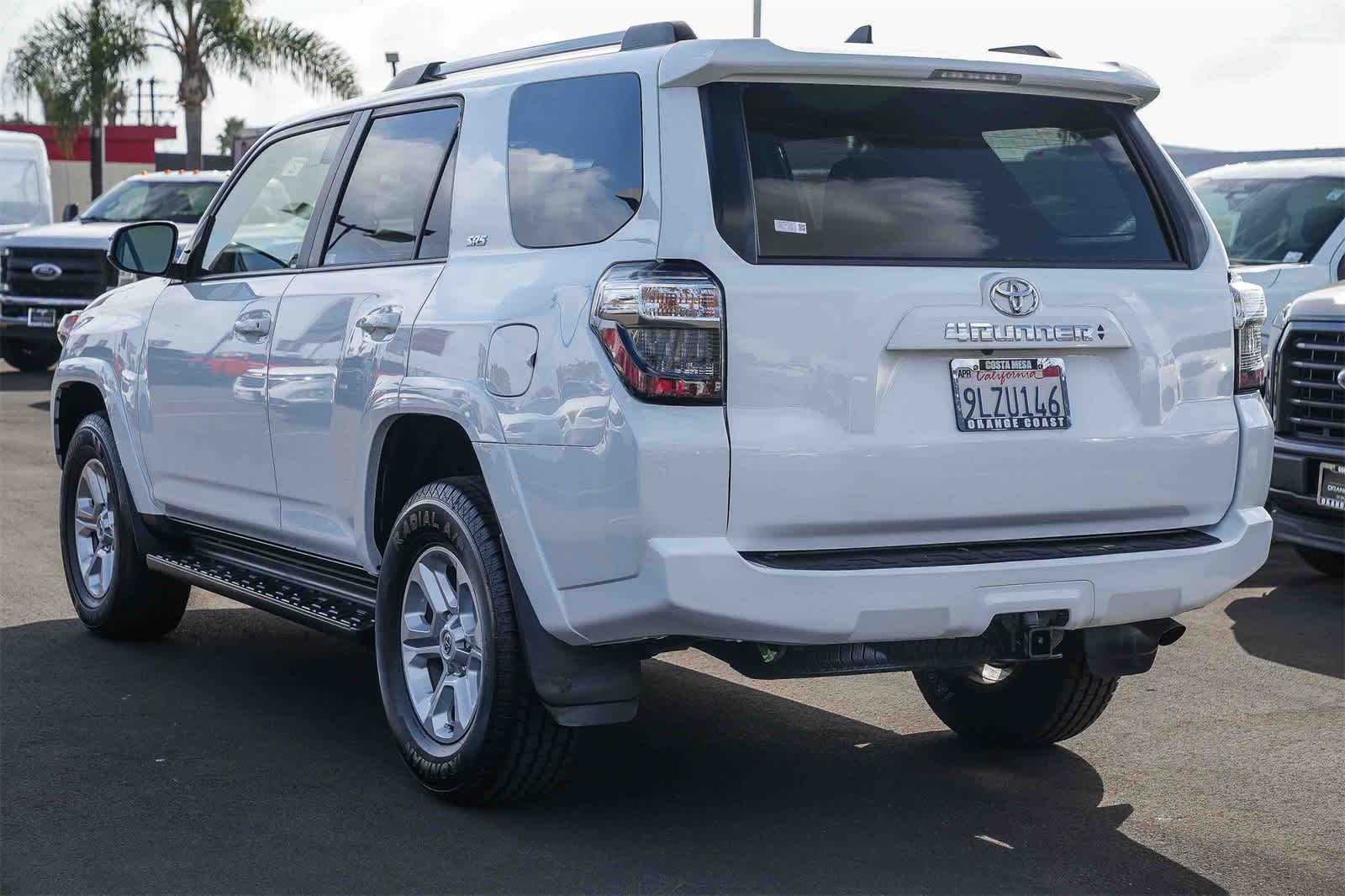 Thumbnail: 2022 Toyota 4Runner - 6