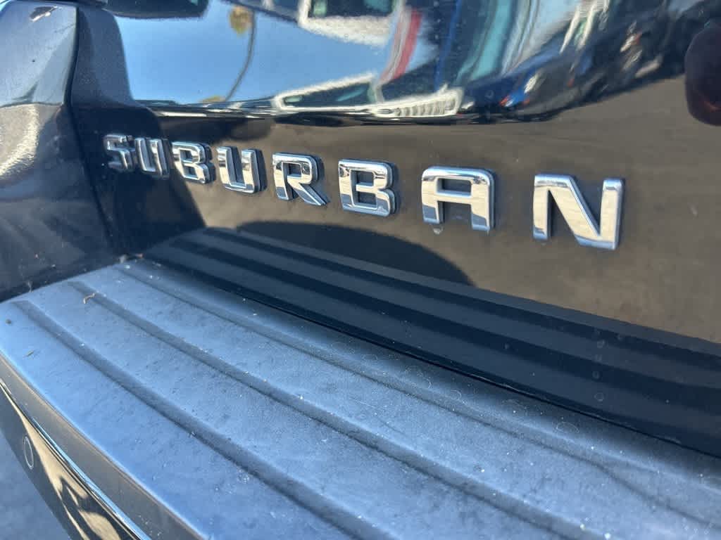 Thumbnail: 2015 Chevrolet Suburban - 14