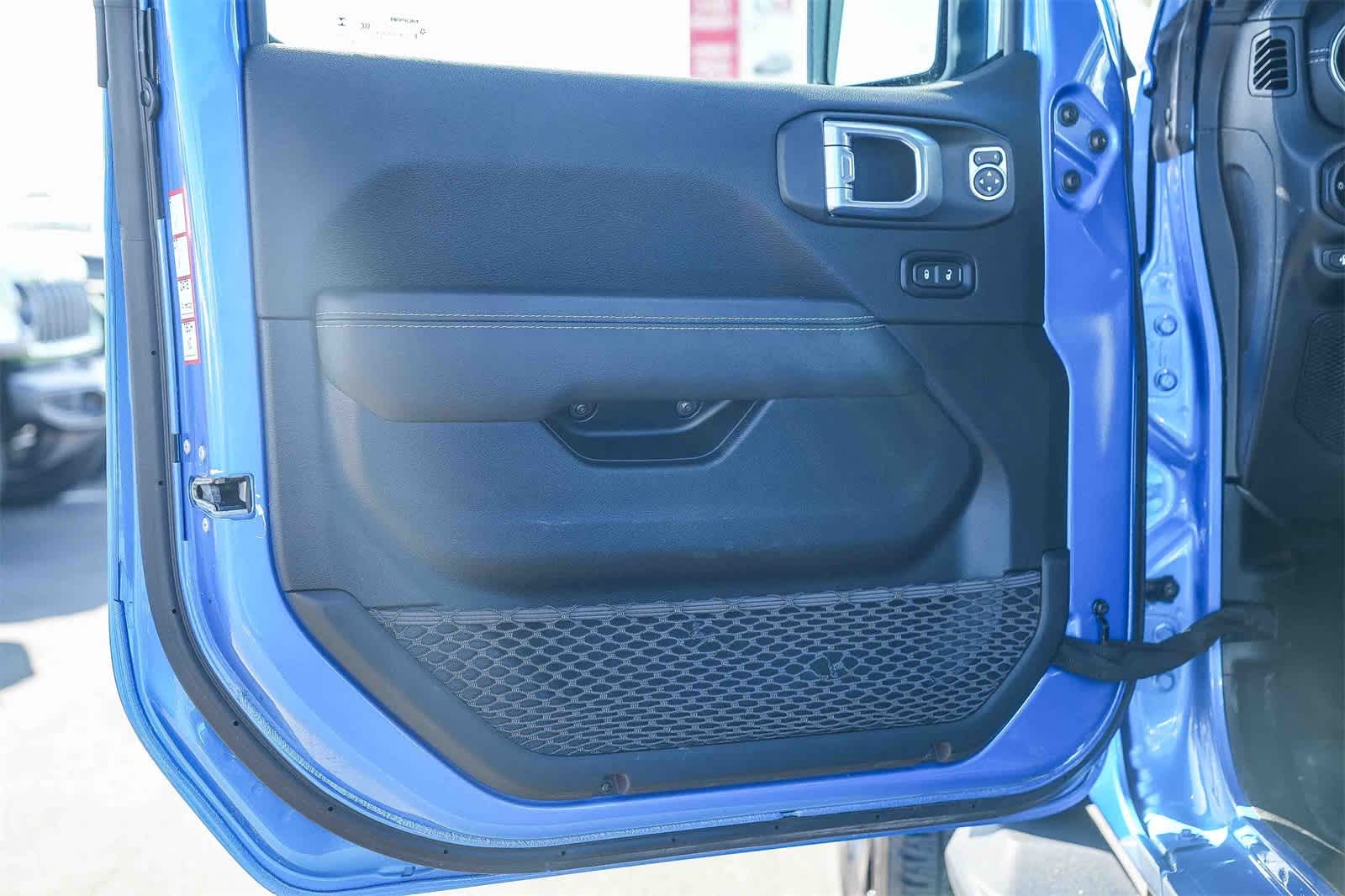 Thumbnail: 2023 Jeep Wrangler - 18