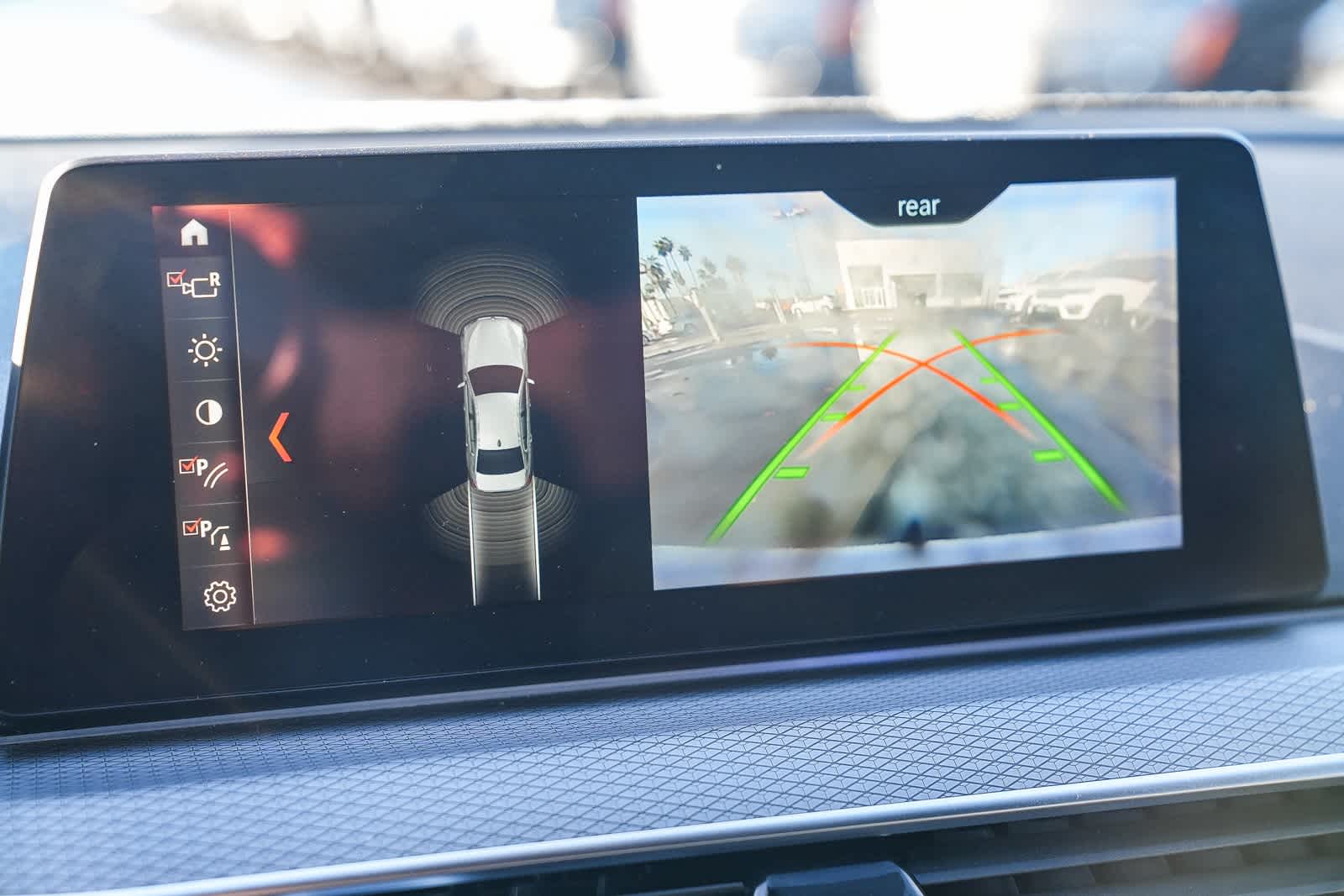 Thumbnail: 2018 BMW 5 Series - 22