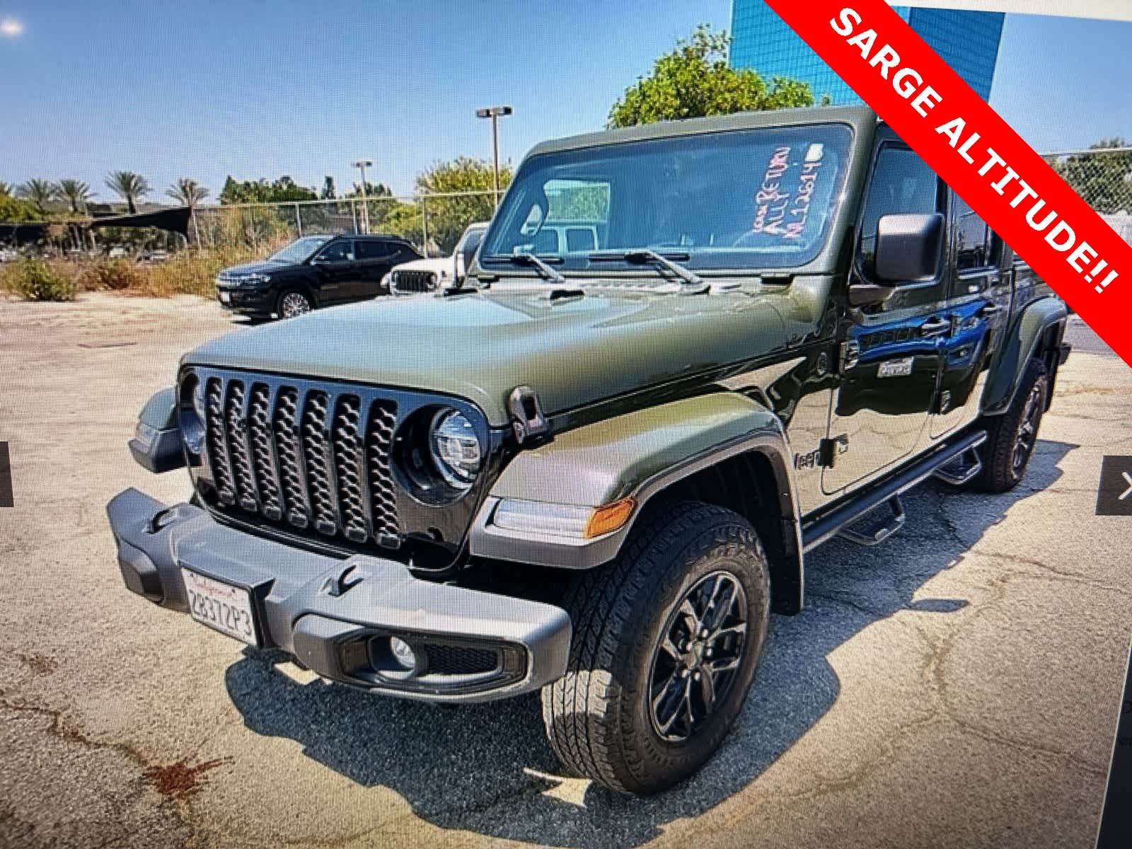 Thumbnail: 2022 Jeep Gladiator - 1