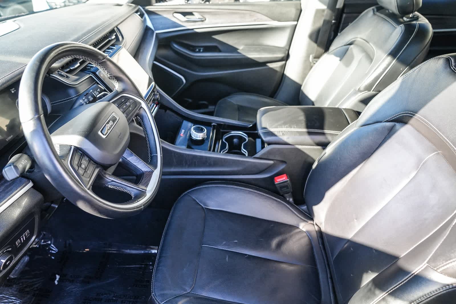 Thumbnail: 2021 Jeep Grand Cherokee L - 13