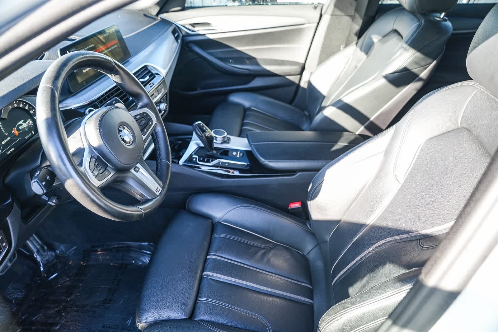 Thumbnail: 2018 BMW 5 Series - 17