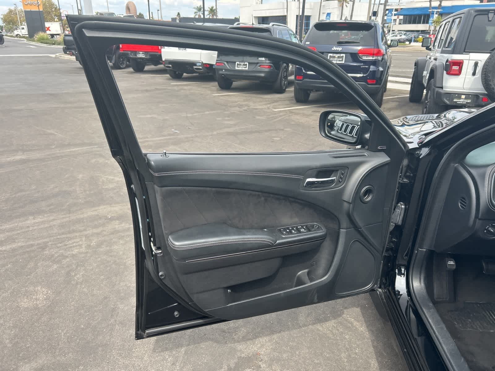 Thumbnail: 2019 Dodge Charger - 26
