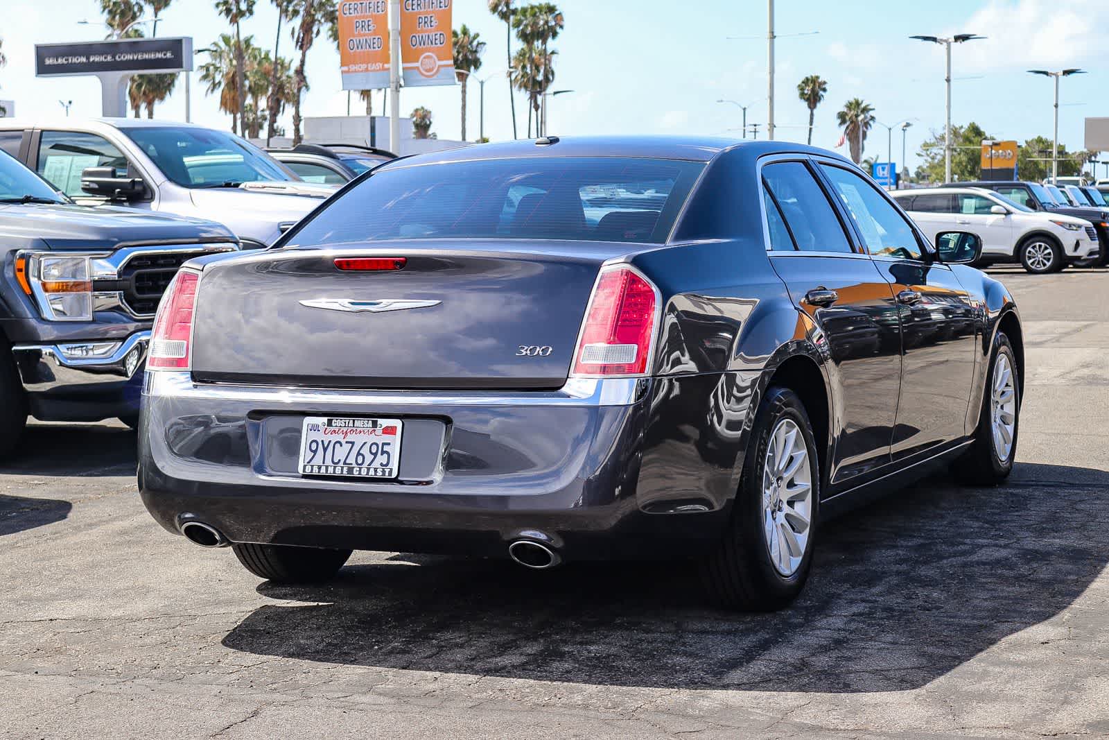 Thumbnail: 2014 Chrysler 300 - 3