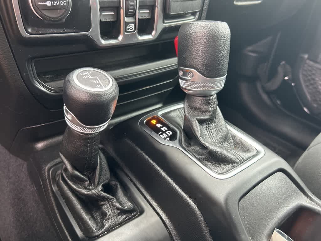 2021 Jeep Wrangler Unlimited Sport 32