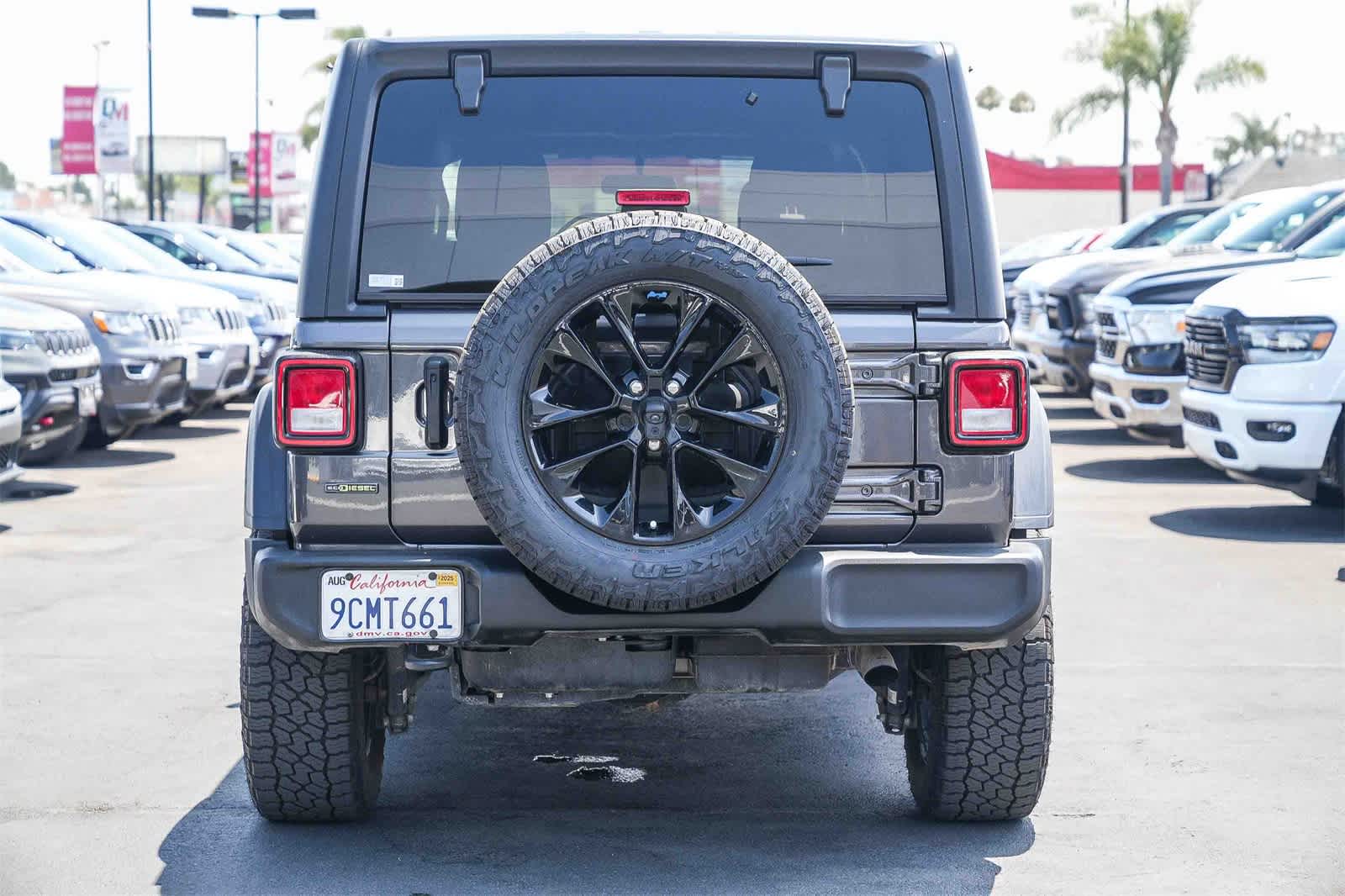 Thumbnail: 2022 Jeep Wrangler - 5