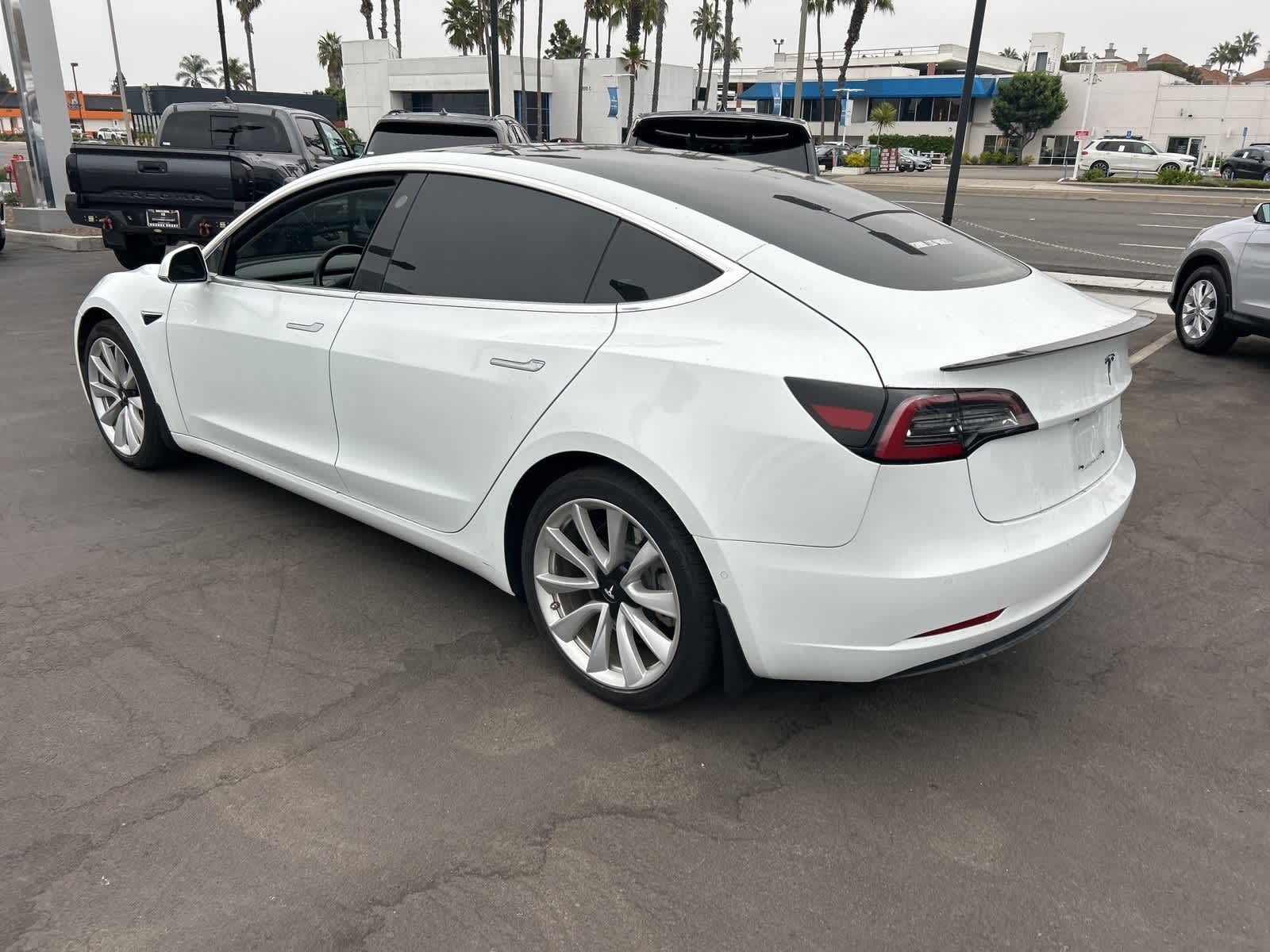 Thumbnail: 2018 Tesla Model 3 - 4