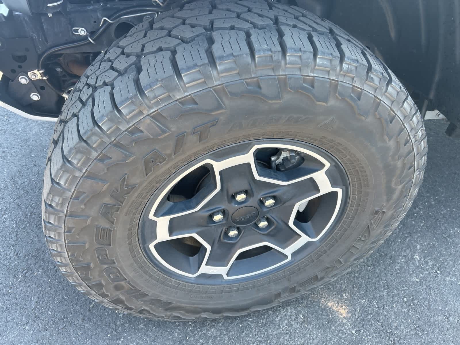 Thumbnail: 2021 Jeep Gladiator - 12