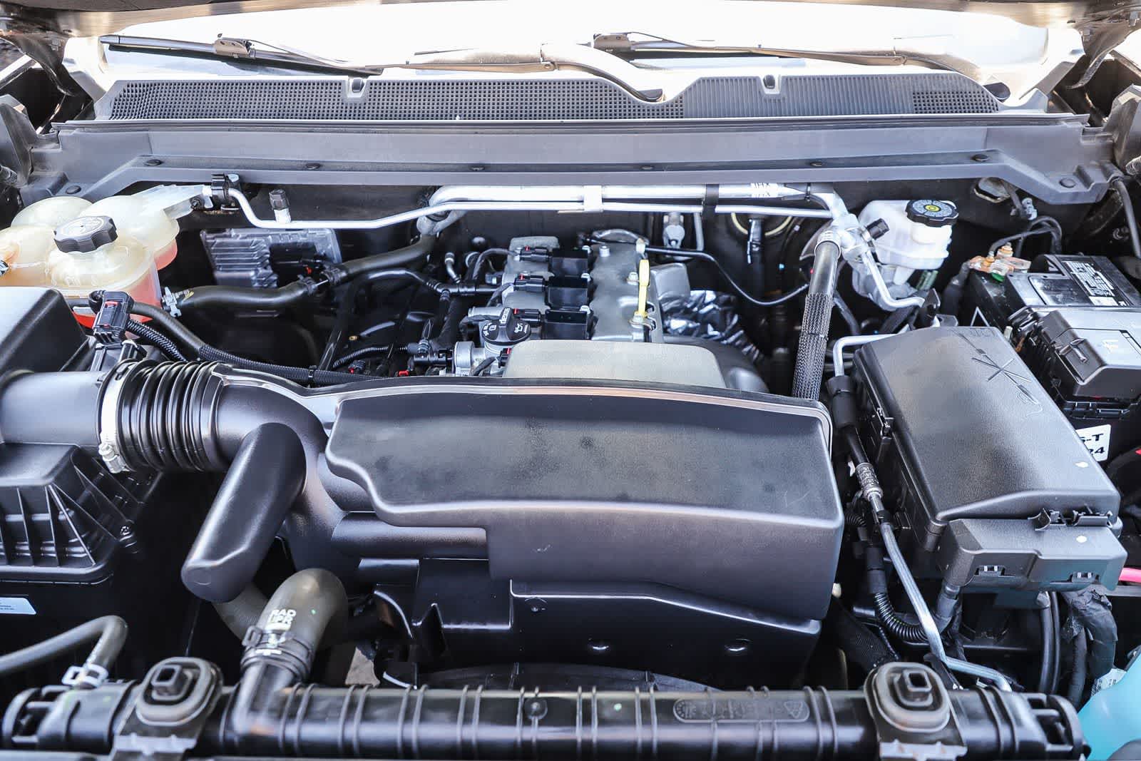 Thumbnail: 2022 Chevrolet Colorado - 24
