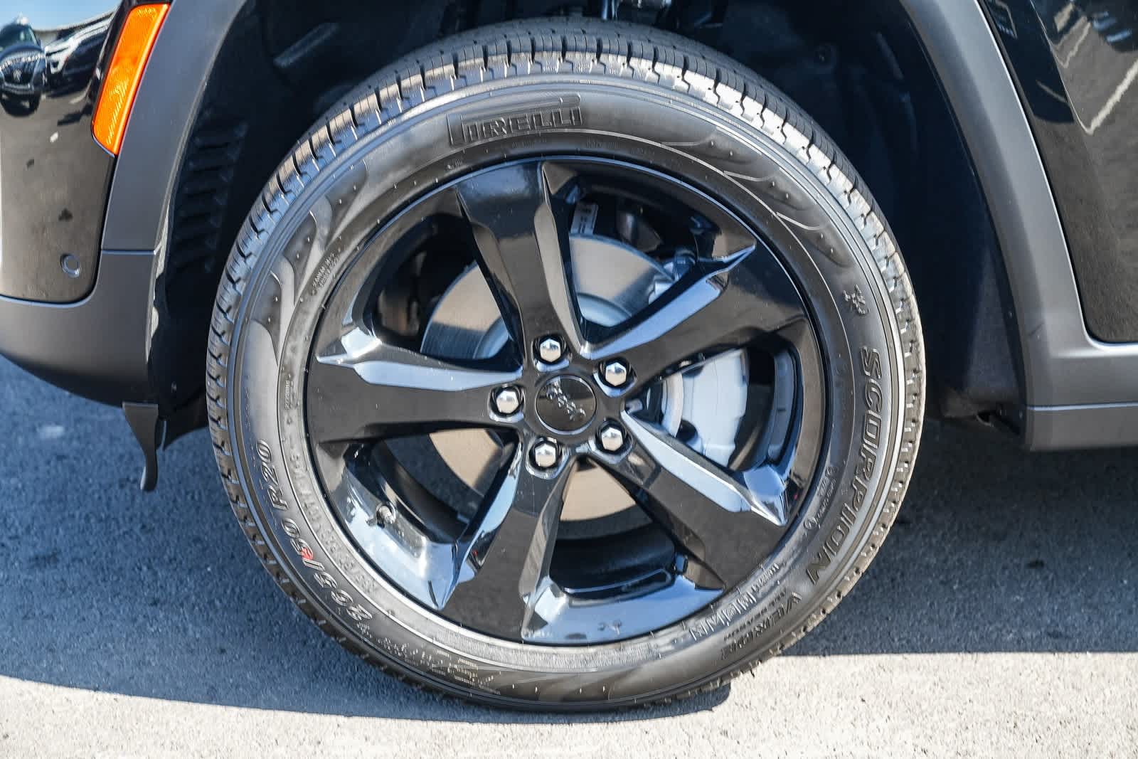 Thumbnail: 2025 Jeep Grand Cherokee - 9