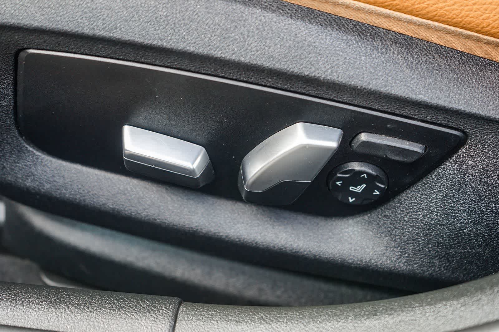 Thumbnail: 2019 BMW 5 Series - 19