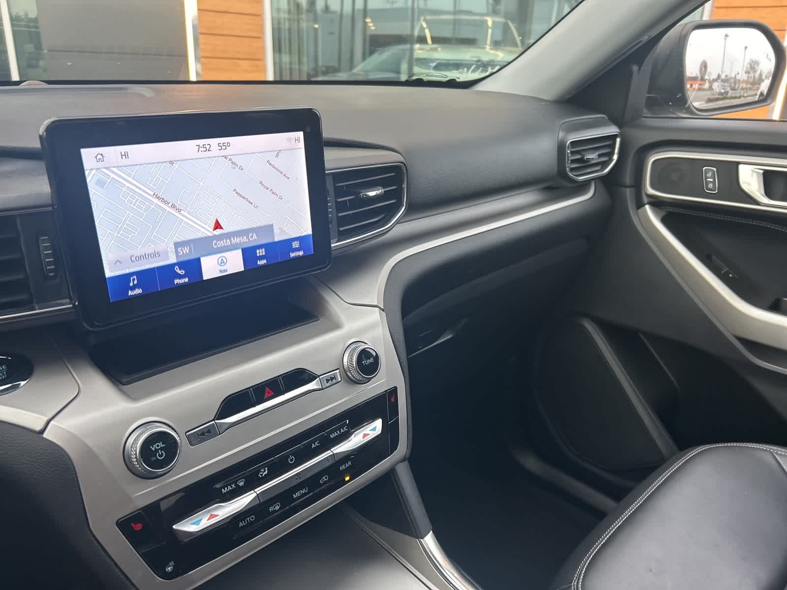 Thumbnail: 2022 Ford Explorer - 29