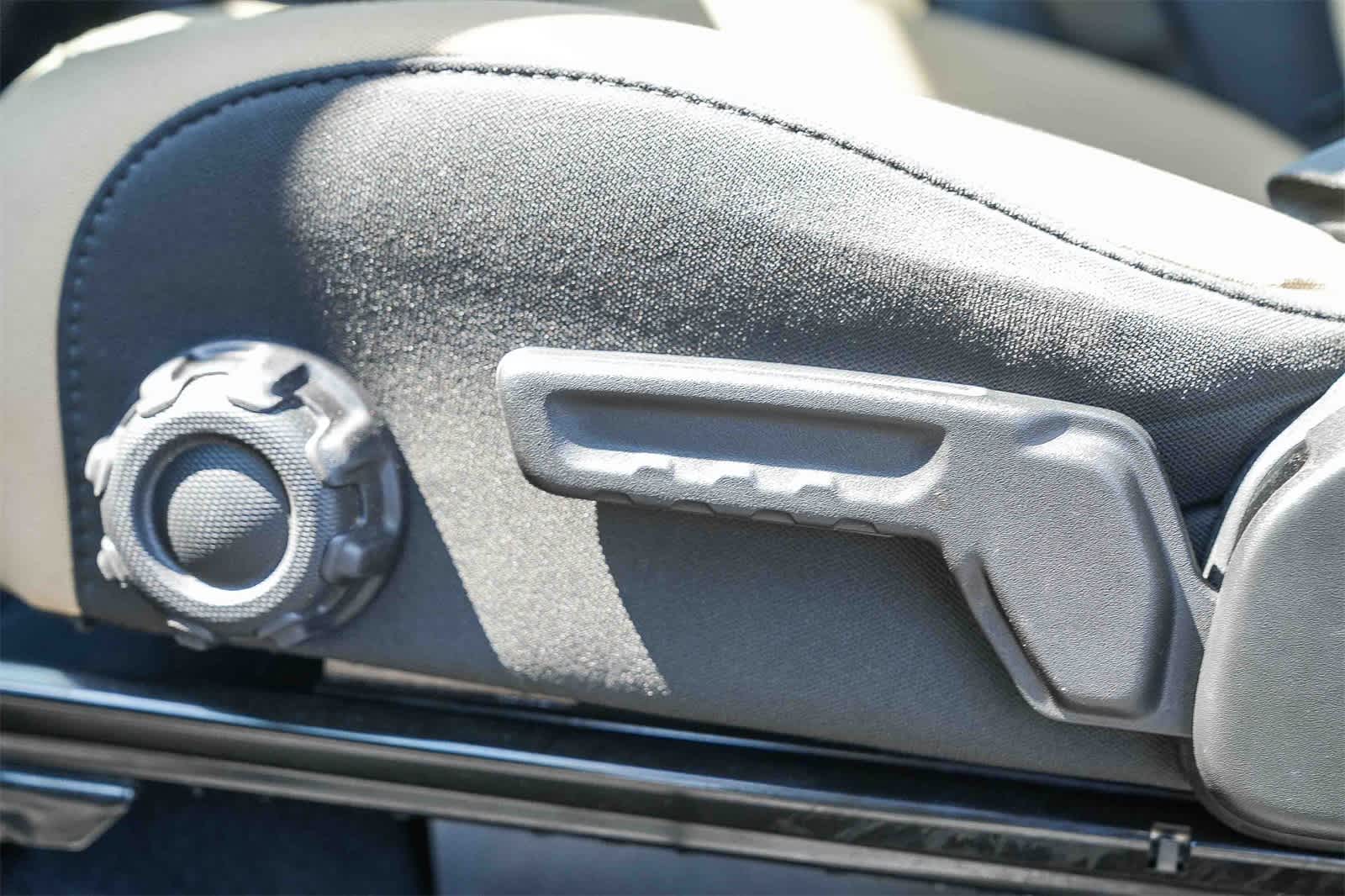Thumbnail: 2020 Jeep Wrangler - 20
