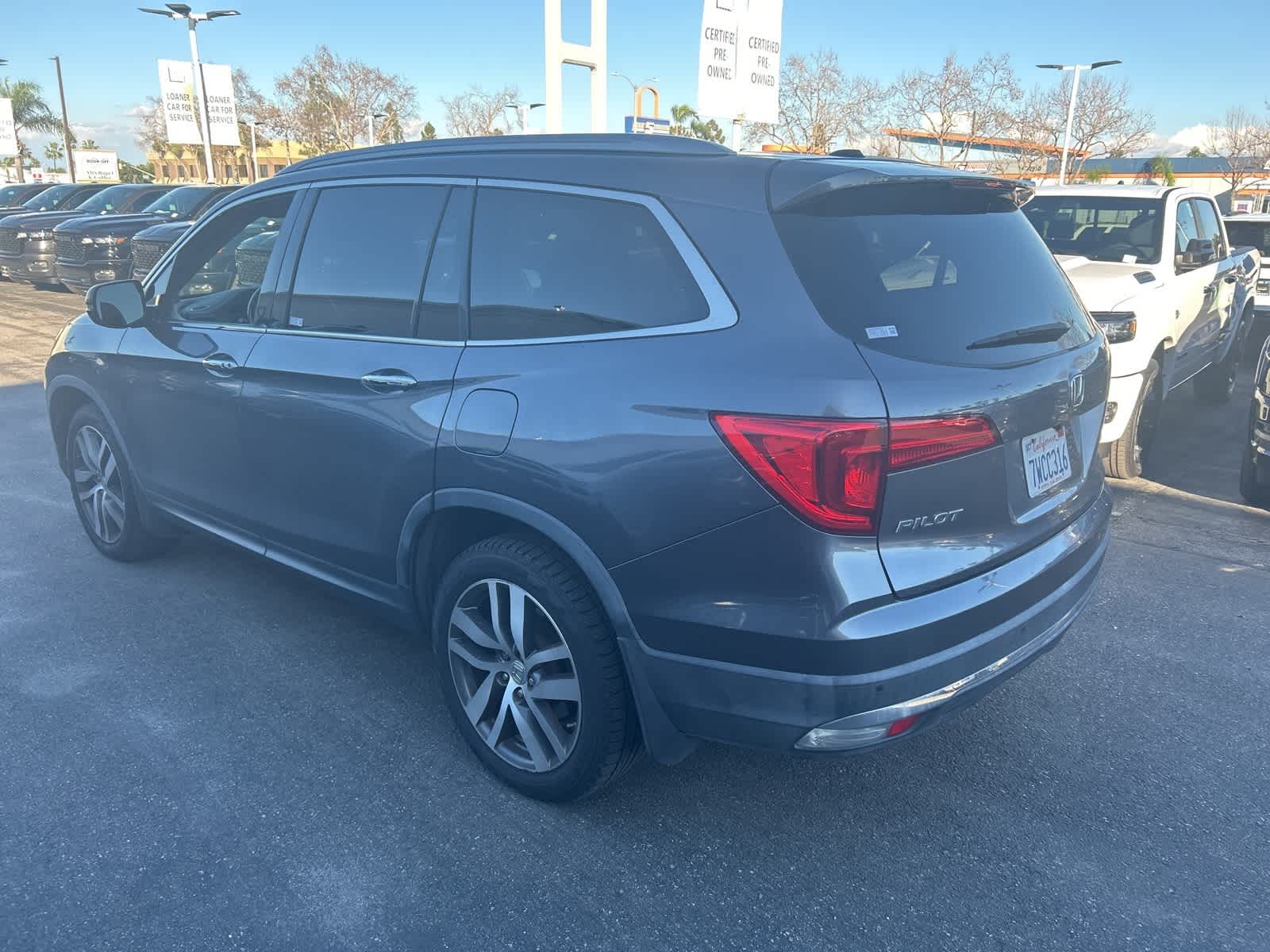 Thumbnail: 2016 Honda Pilot - 4