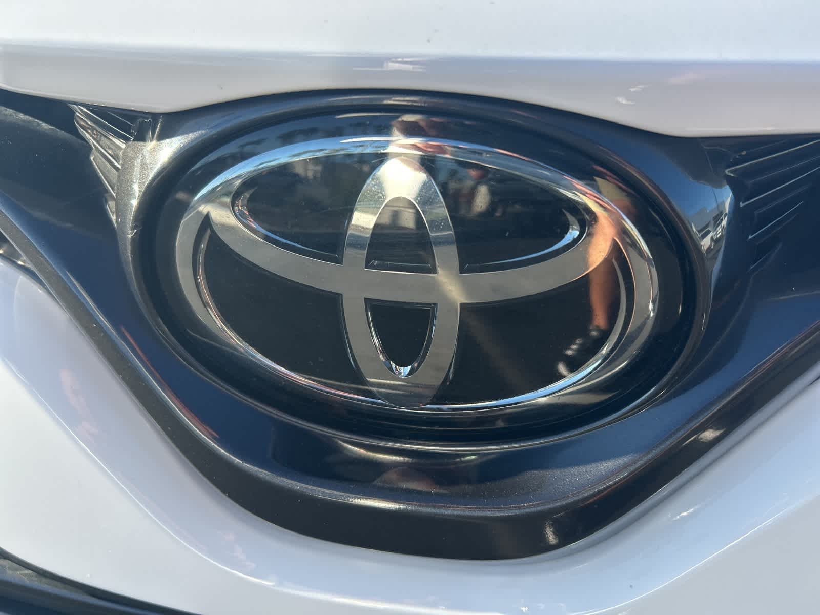 Thumbnail: 2018 Toyota Camry - 11