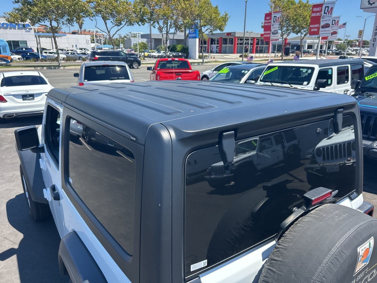 Thumbnail: 2023 Jeep Wrangler - 17