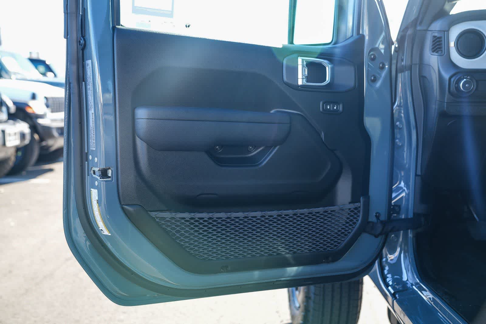 Thumbnail: 2026 Jeep Wrangler - 20