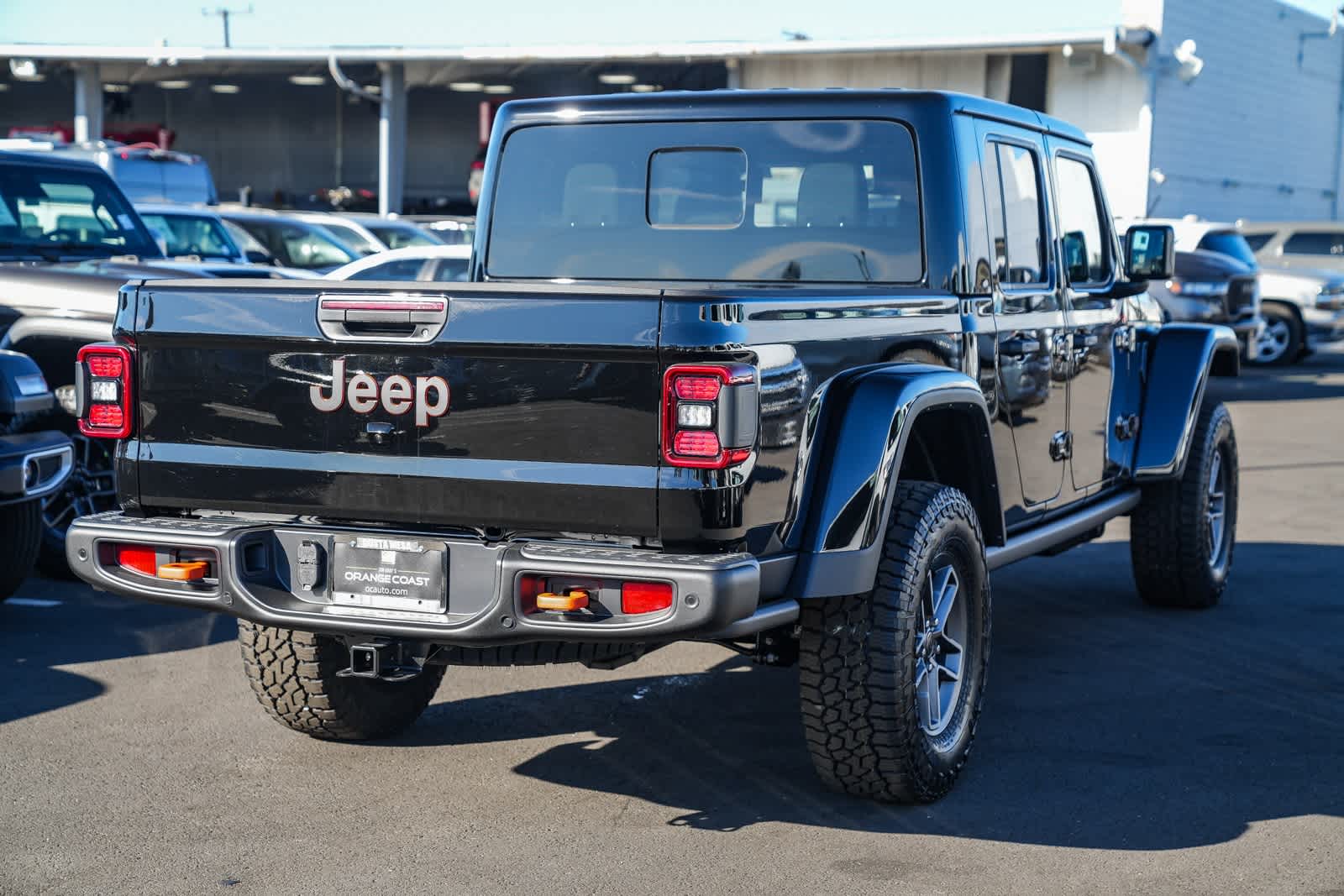 Thumbnail: 2026 Jeep Gladiator - 4