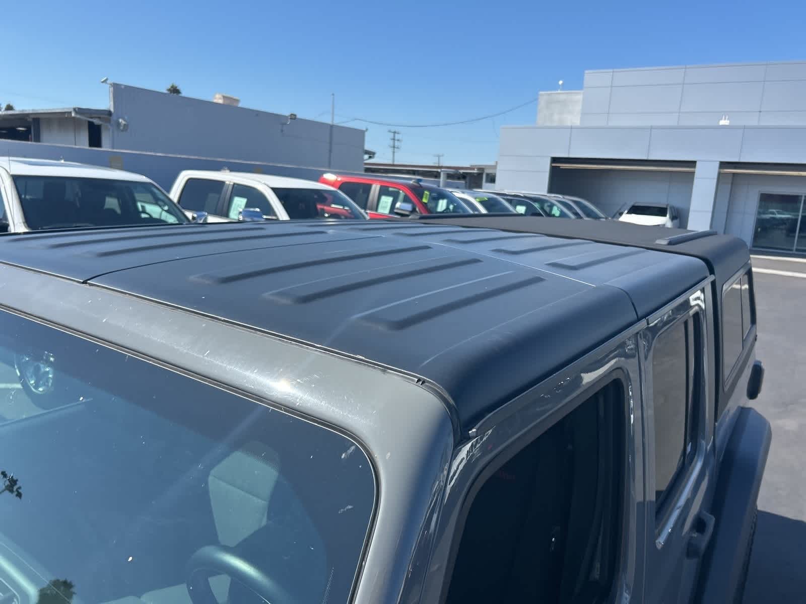 Thumbnail: 2021 Jeep Gladiator - 27