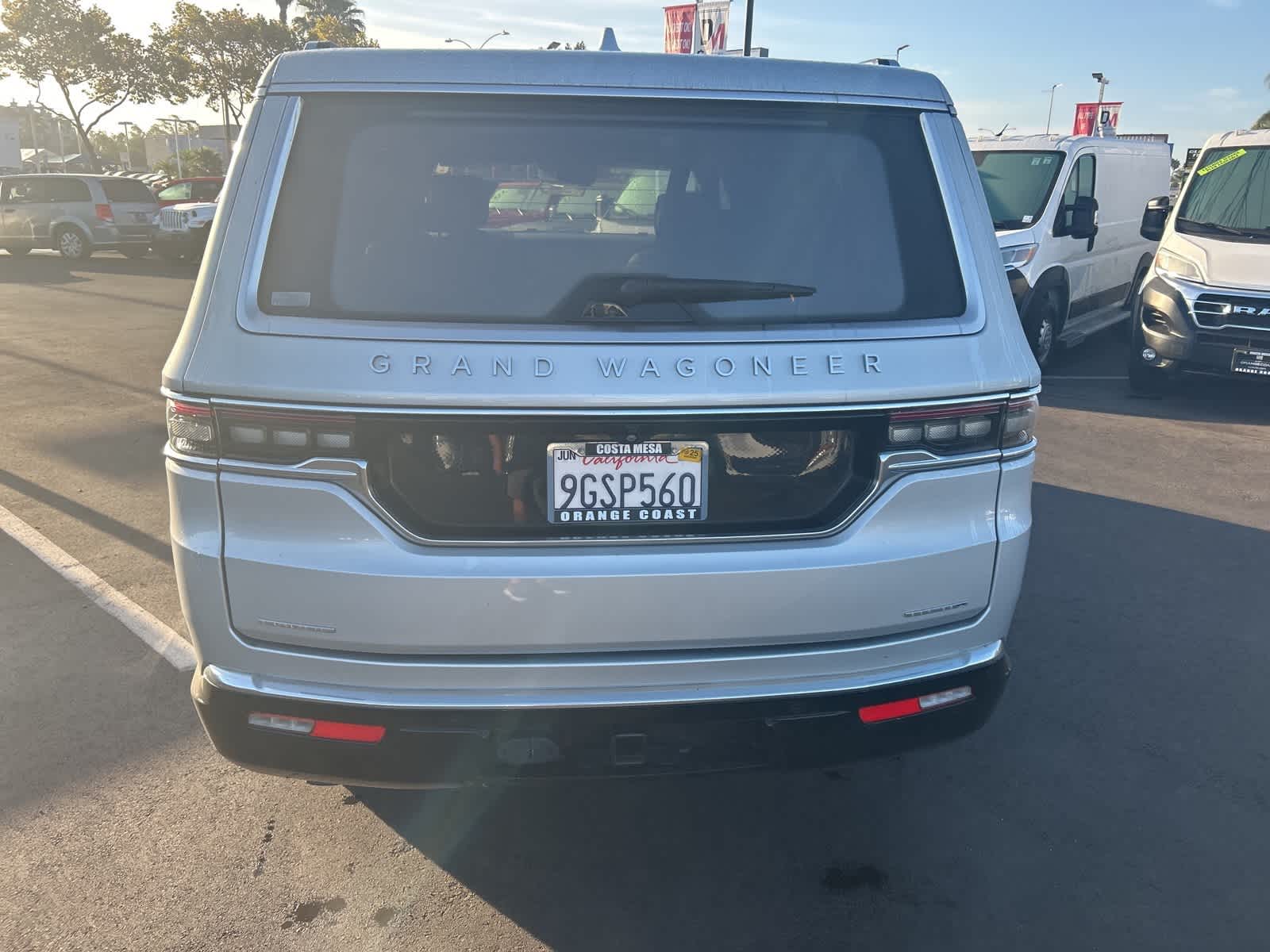 Thumbnail: 2022 Jeep Grand Wagoneer - 5