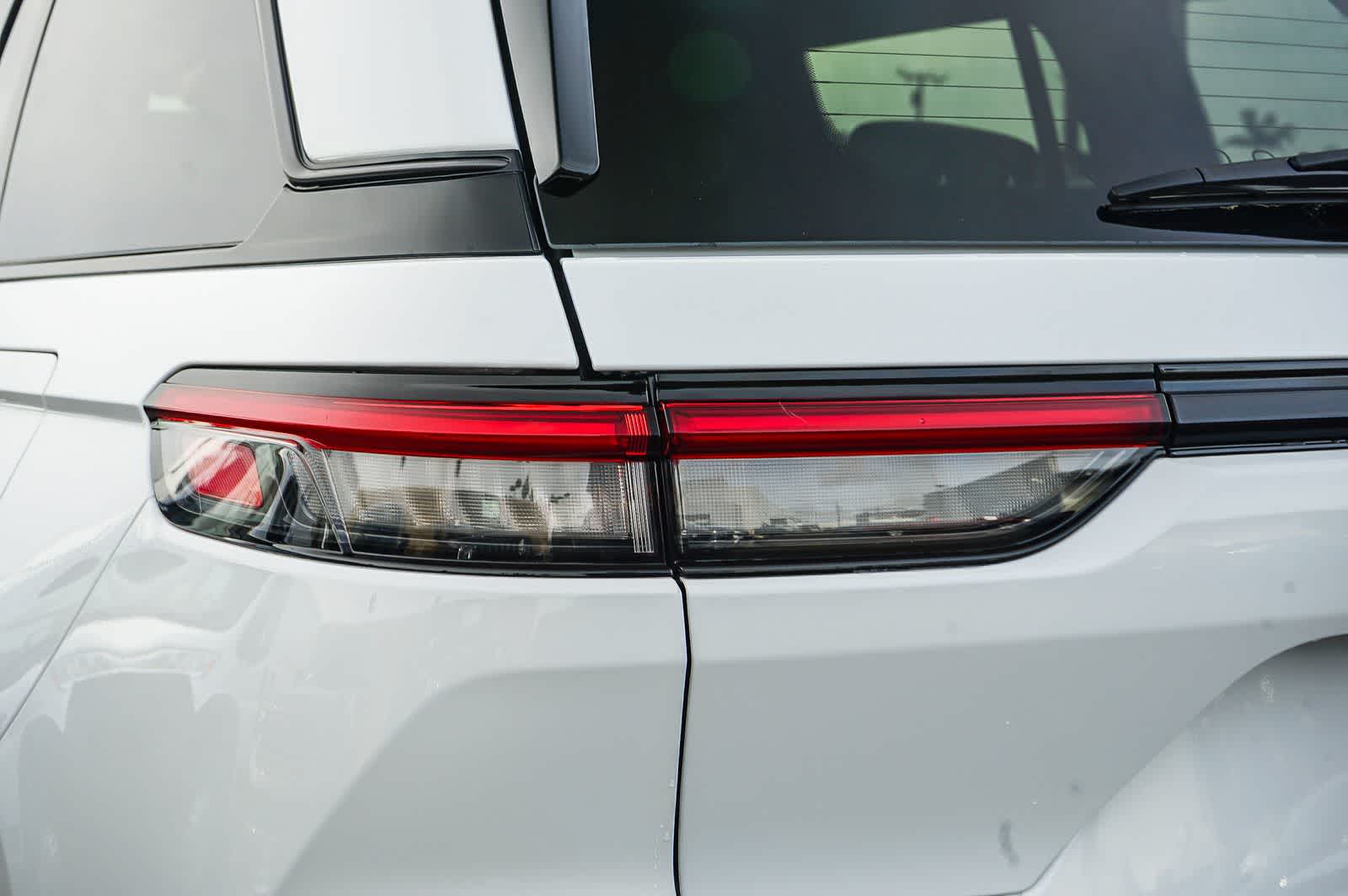 Thumbnail: 2026 Jeep Grand Cherokee - 7