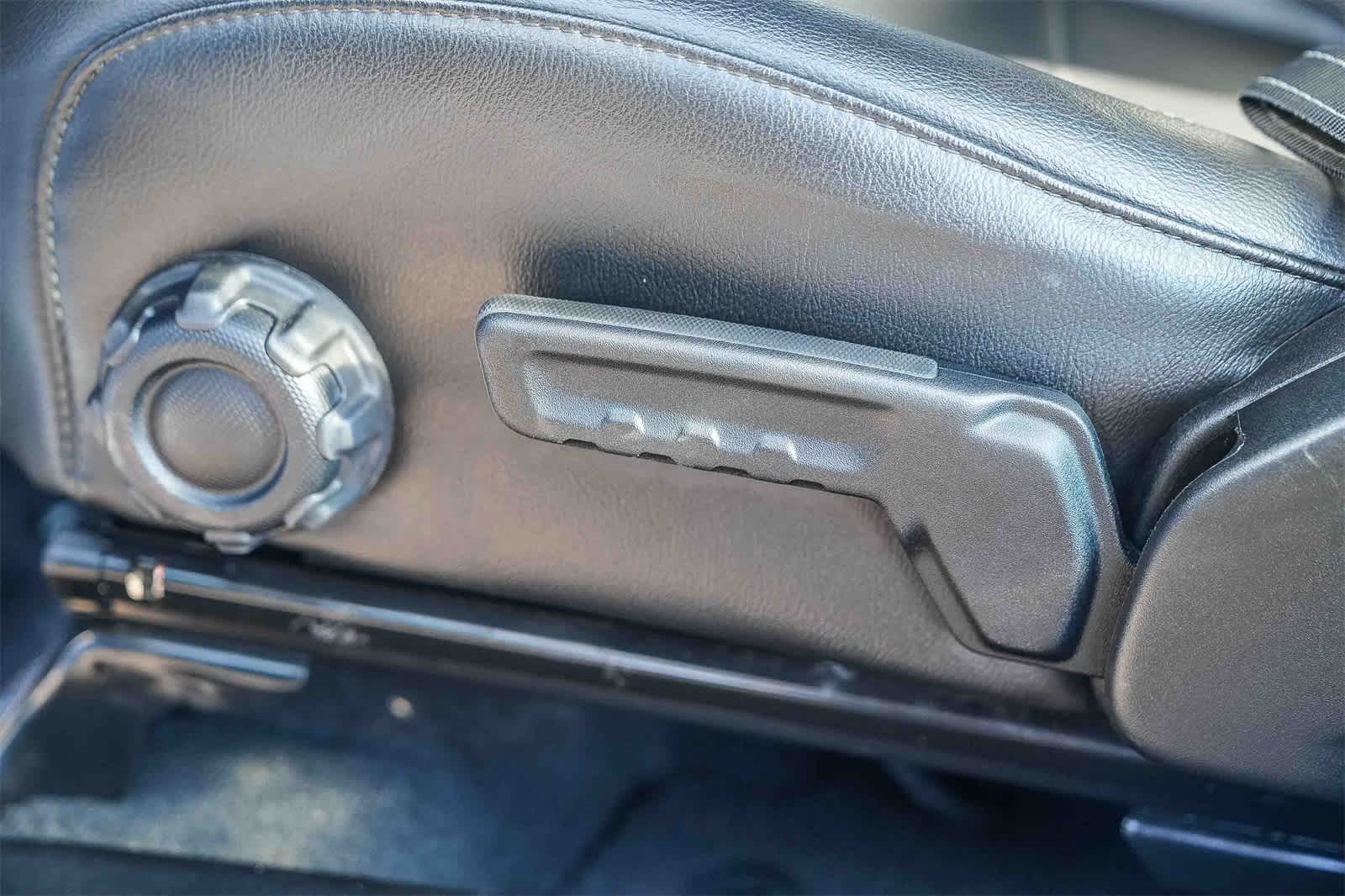 Thumbnail: 2023 Jeep Wrangler - 19