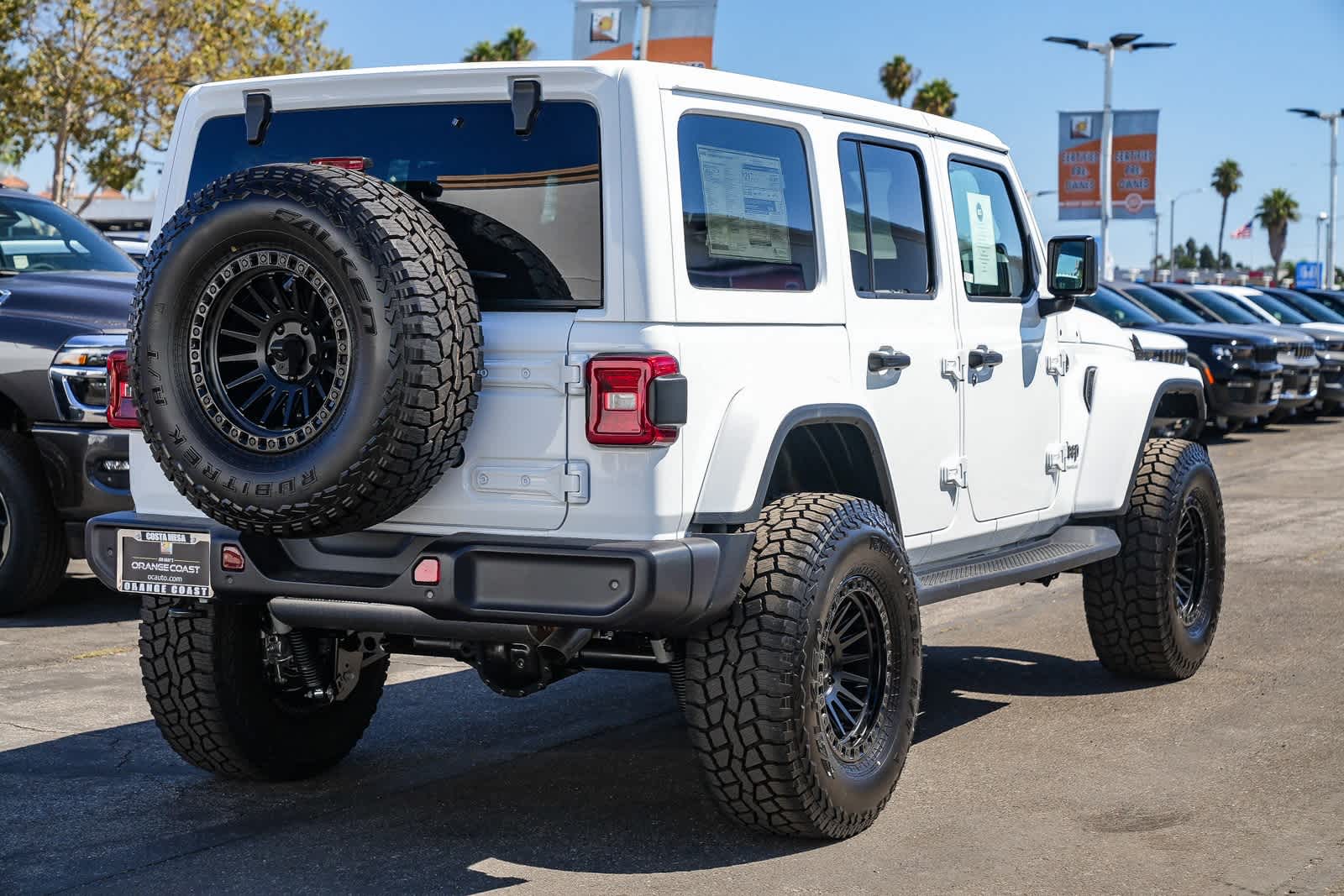 Thumbnail: 2025 Jeep Wrangler - 4