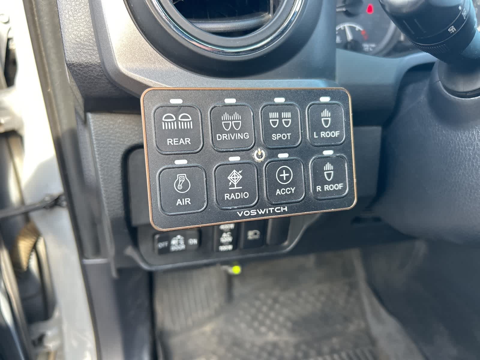 Thumbnail: 2018 Toyota Tacoma - 31