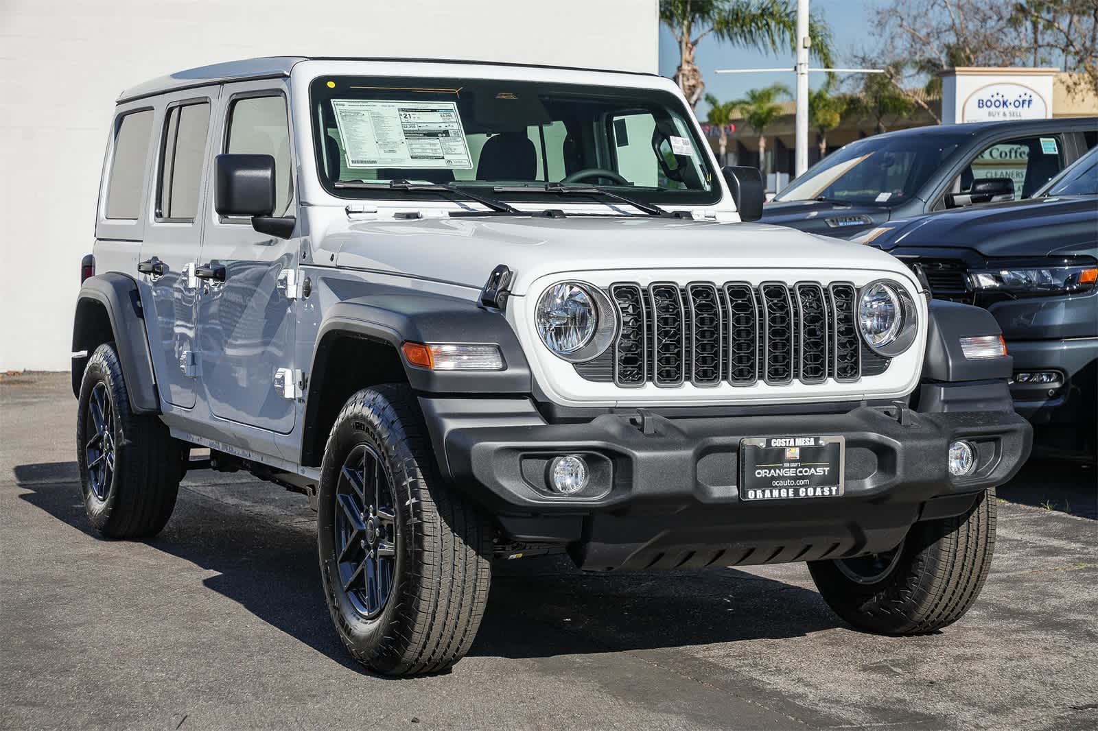 Thumbnail: 2026 Jeep Wrangler - 3