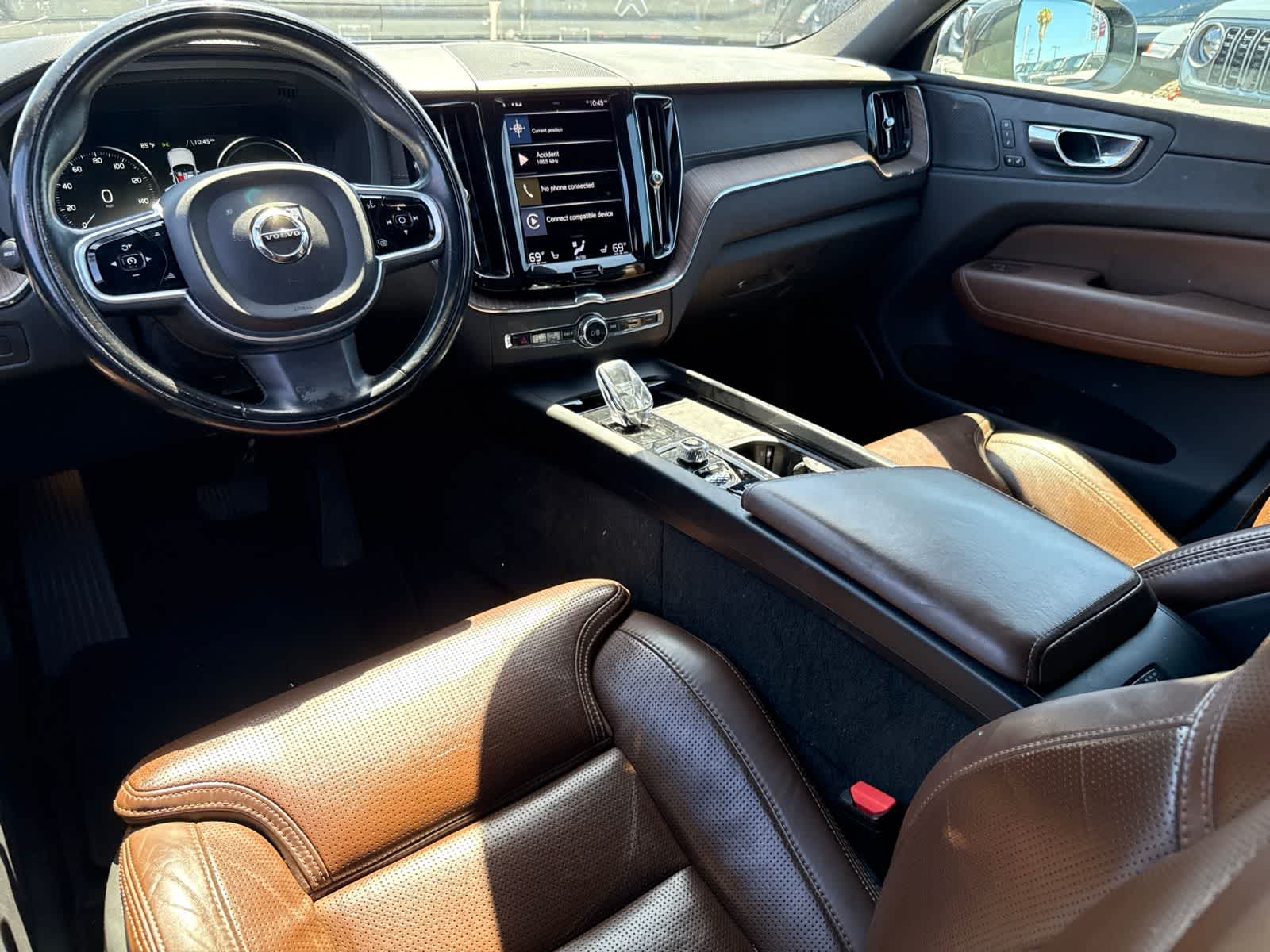 Thumbnail: 2021 Volvo XC60 - 31