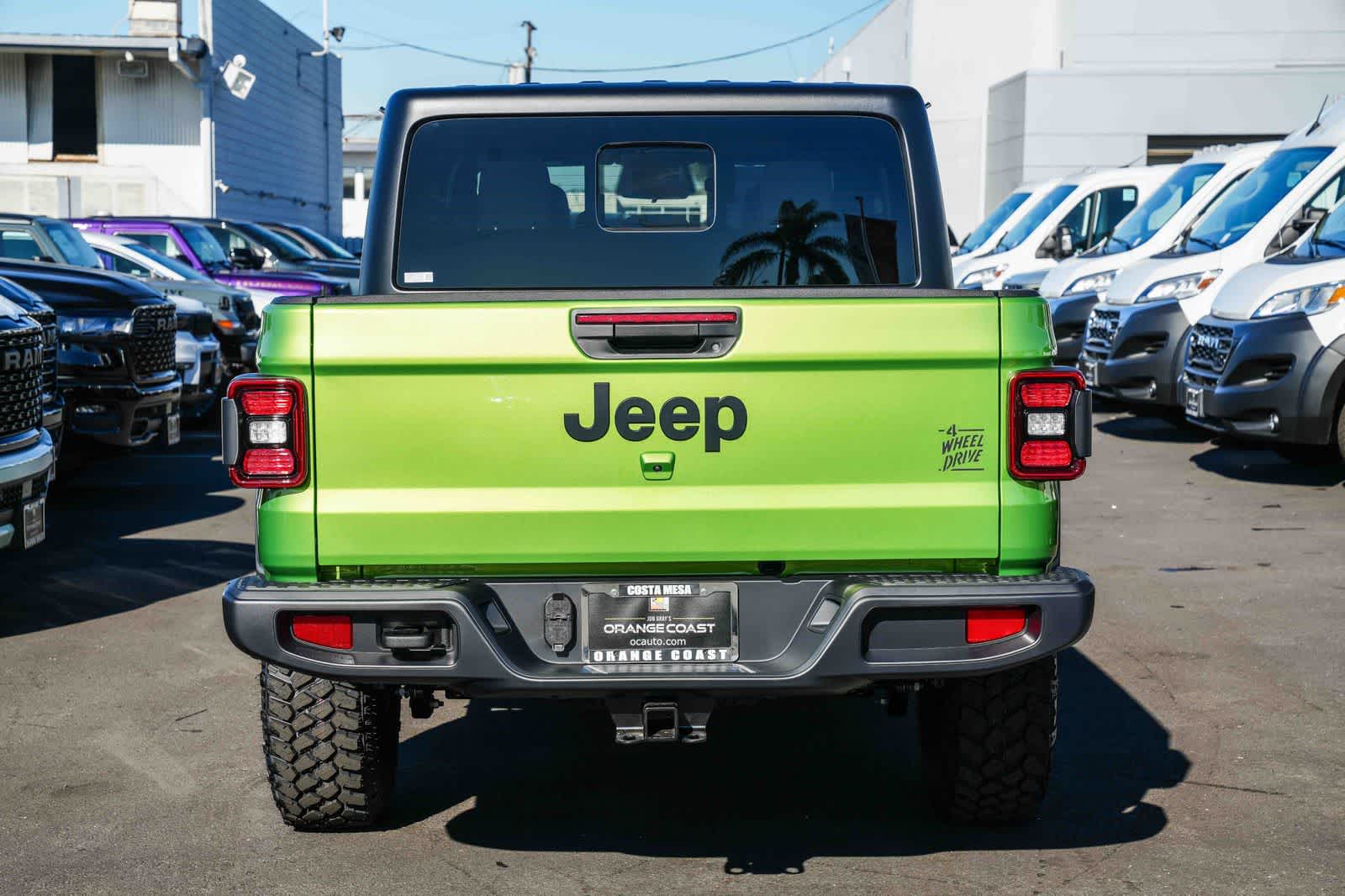 Thumbnail: 2026 Jeep Gladiator - 5