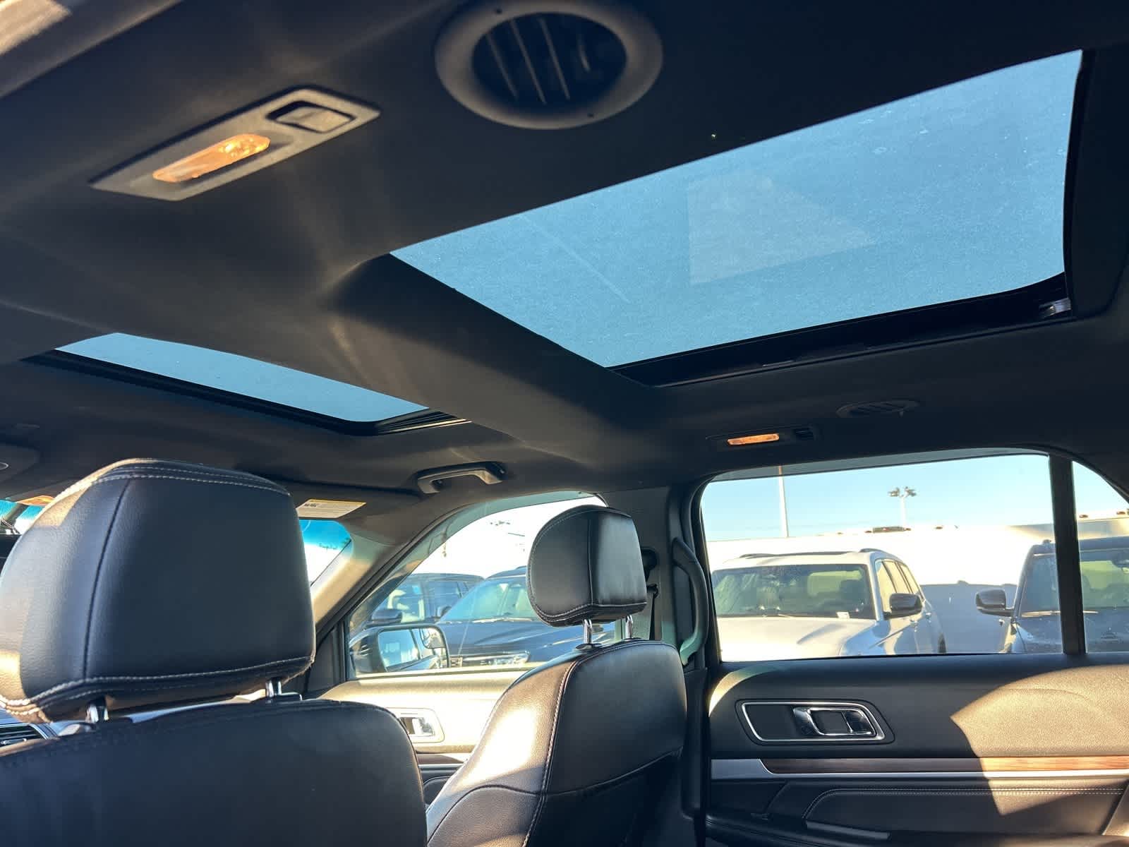 Thumbnail: 2017 Ford Explorer - 34