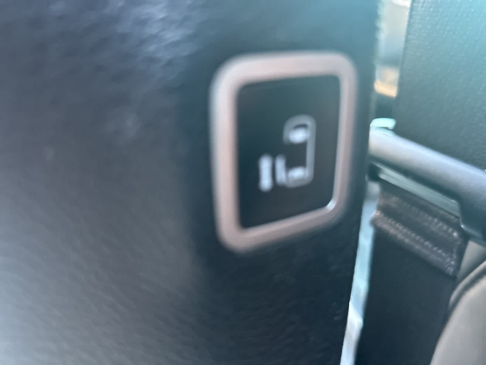 Thumbnail: 2020 Chrysler Pacifica - 42