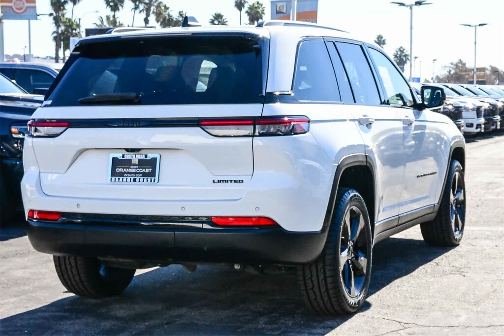 Used 2023 Jeep Grand Cherokee Limited SUV