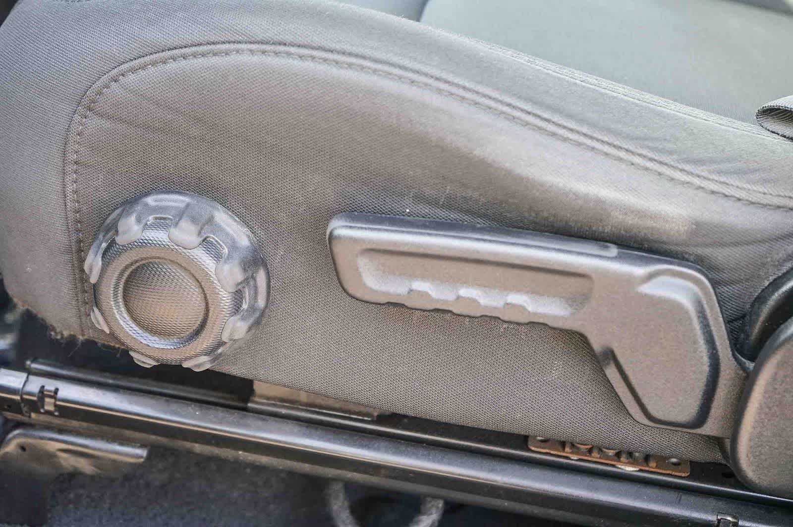 Thumbnail: 2020 Jeep Wrangler - 20