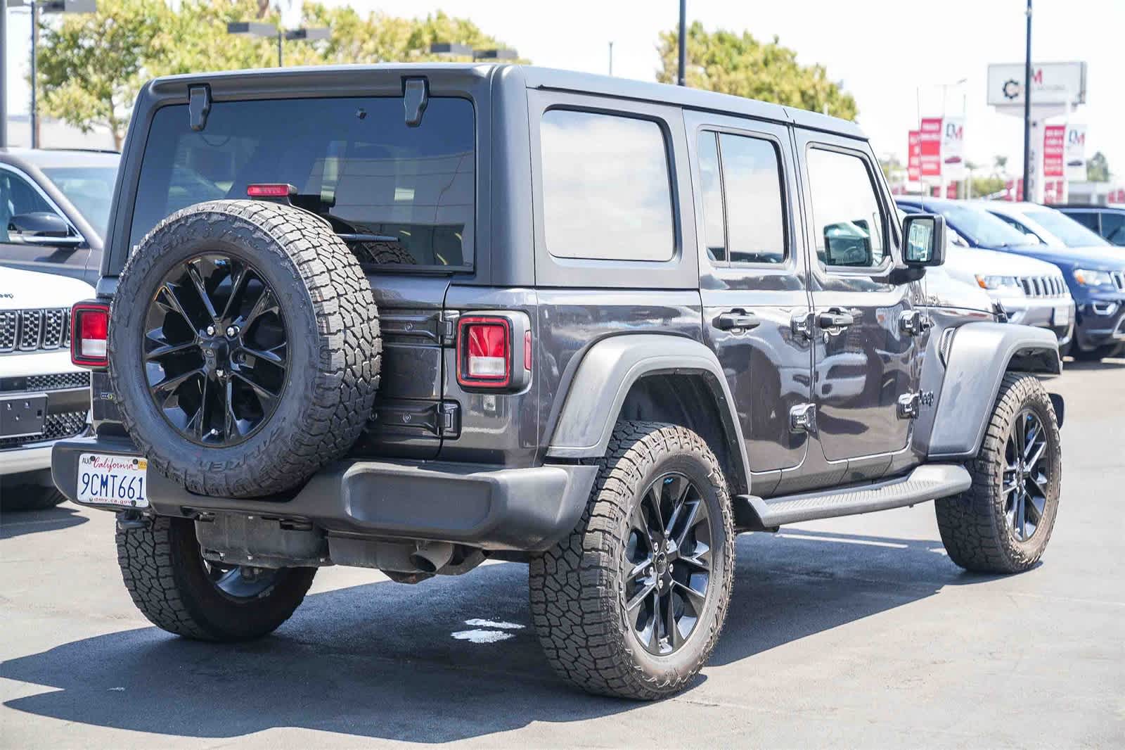 Thumbnail: 2022 Jeep Wrangler - 4