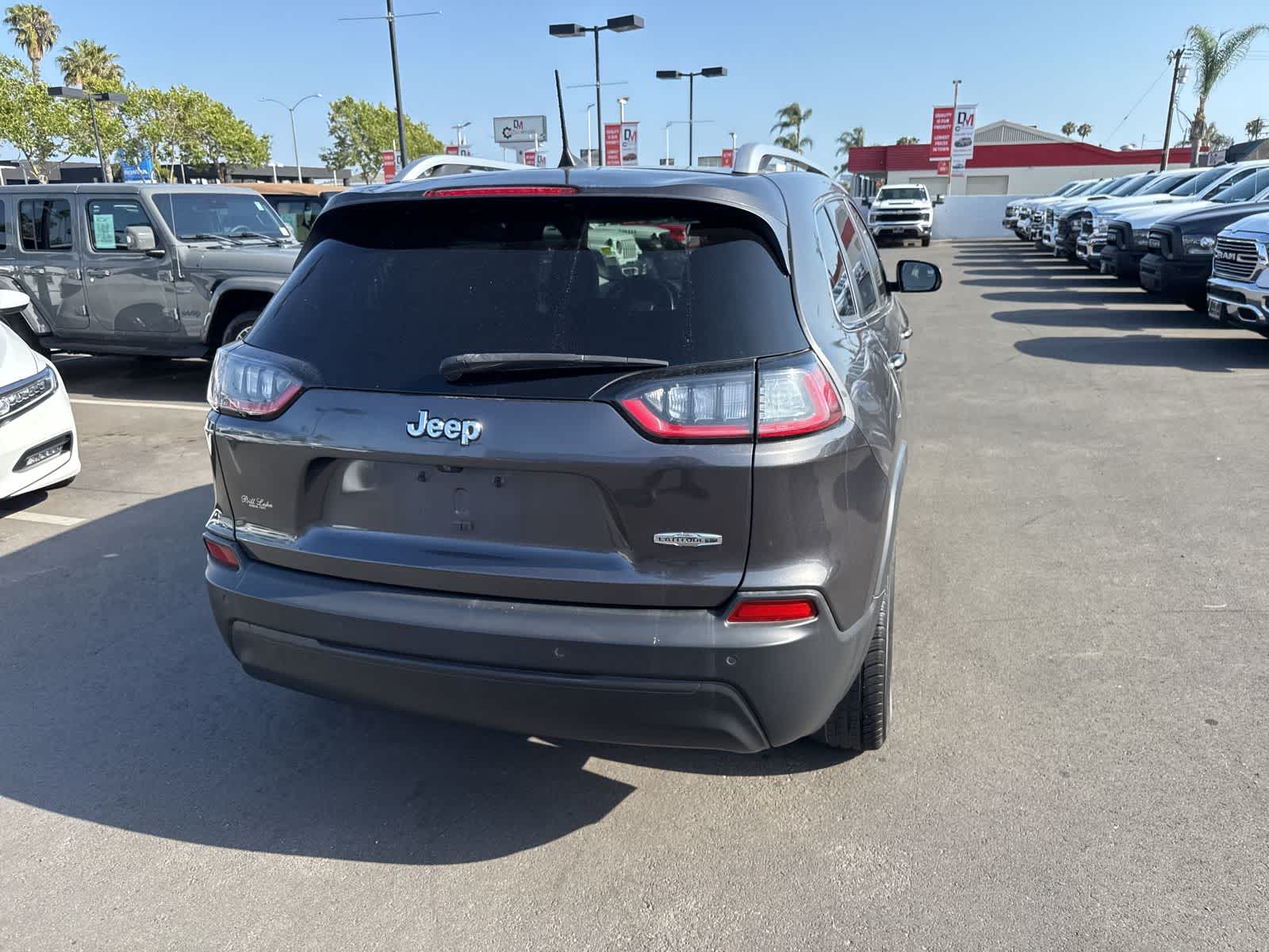 Thumbnail: 2019 Jeep Cherokee - 19