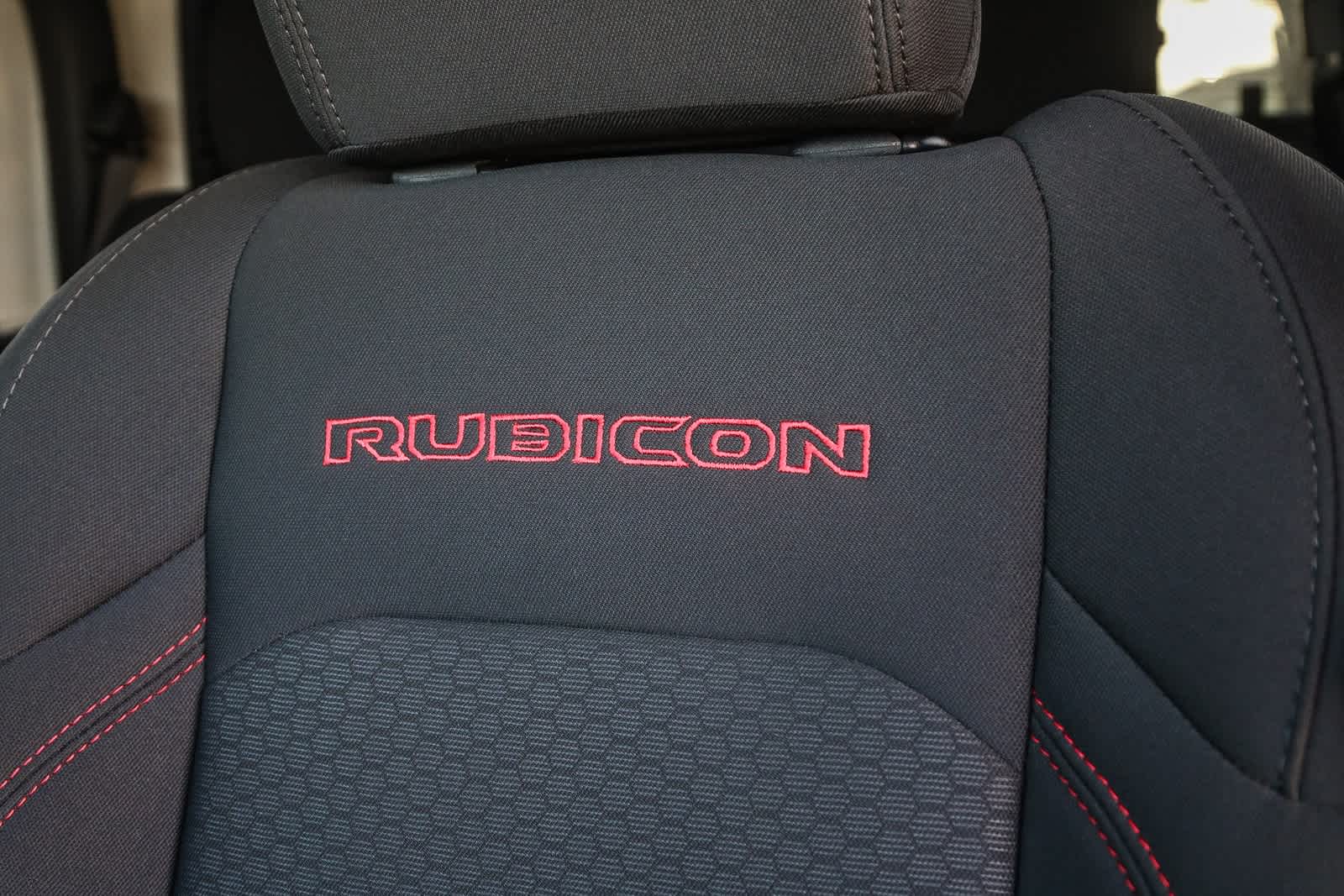 Thumbnail: 2021 Jeep Gladiator - 28