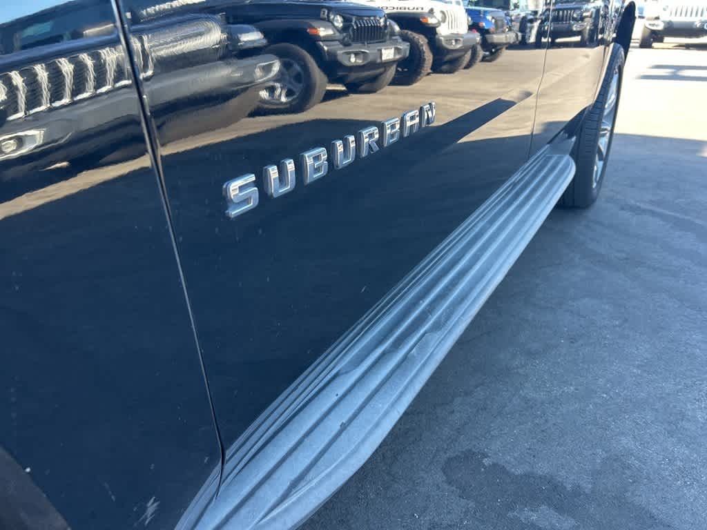 Thumbnail: 2015 Chevrolet Suburban - 10